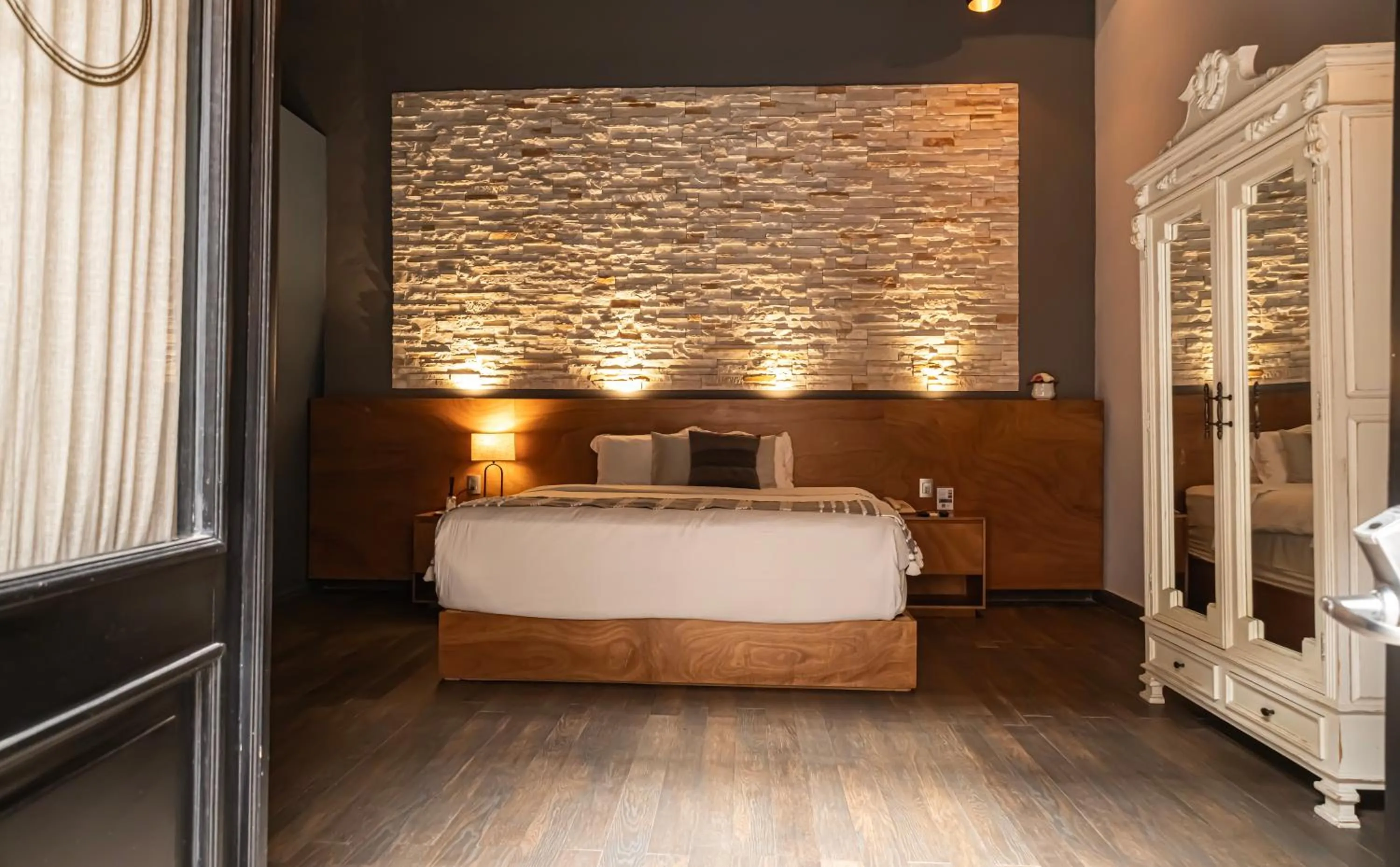 Photo of the whole room, Bed in Hotel Plaza de Armas