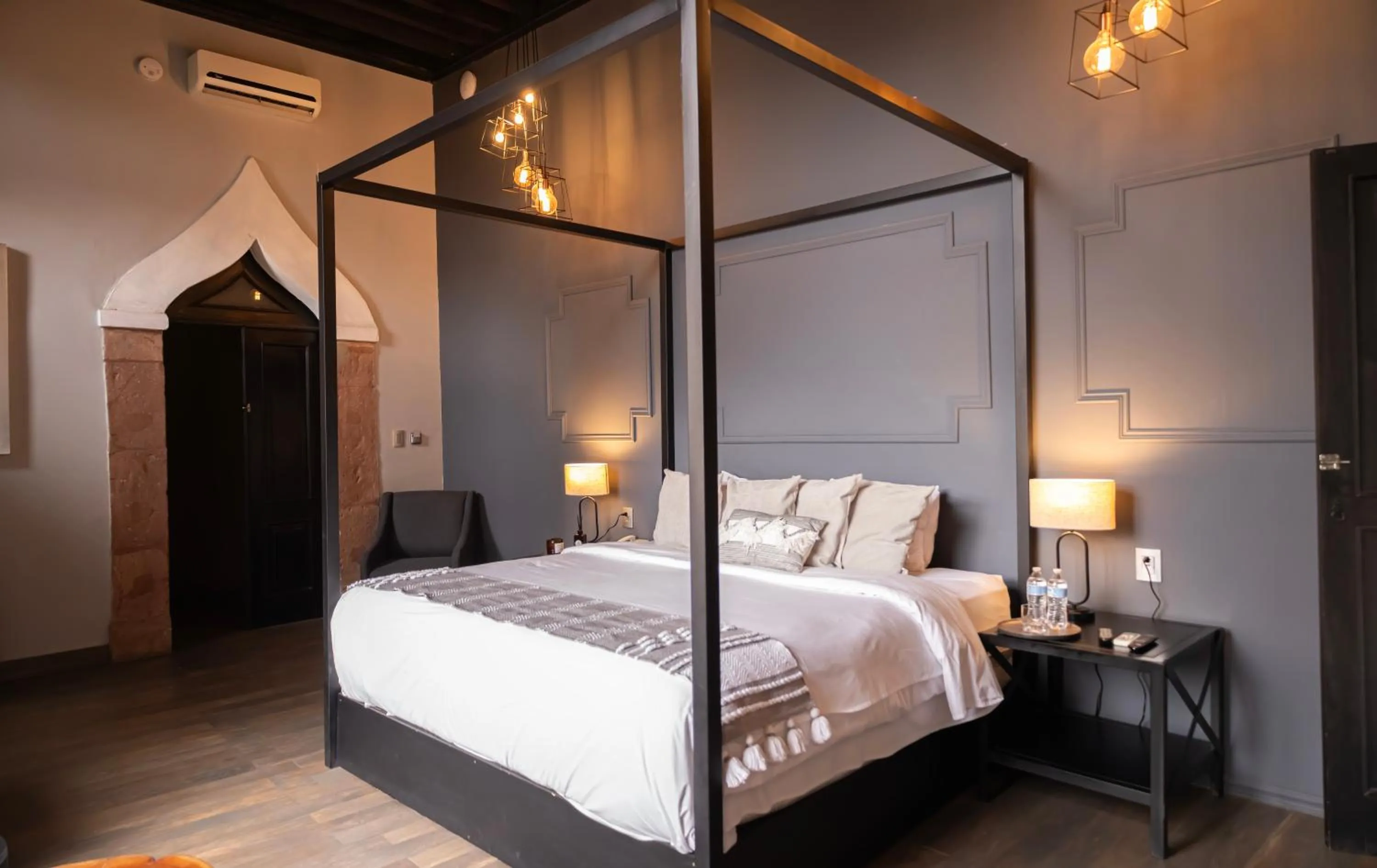 Photo of the whole room, Bed in Hotel Plaza de Armas