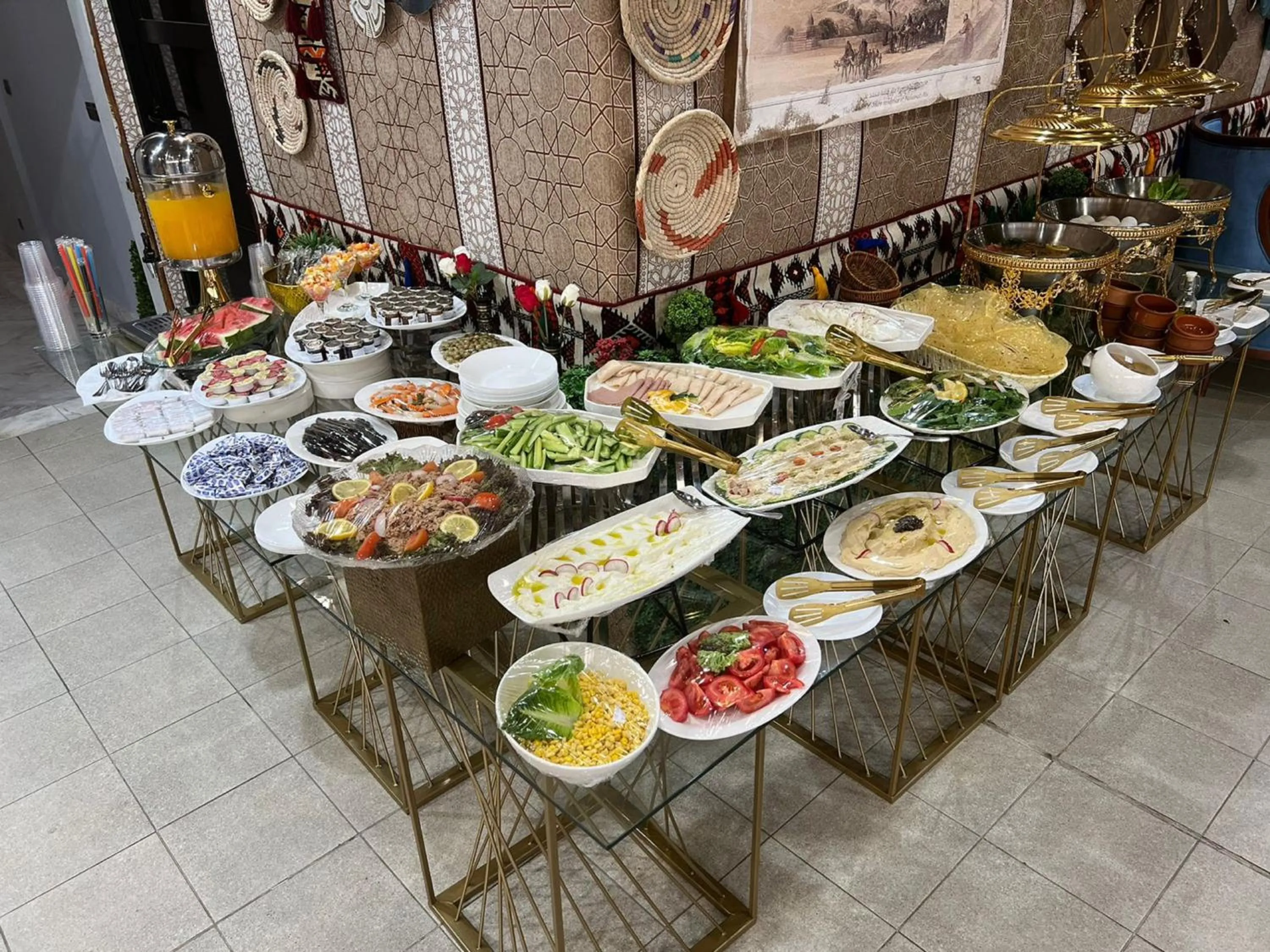 Breakfast in Sas Blue Suites