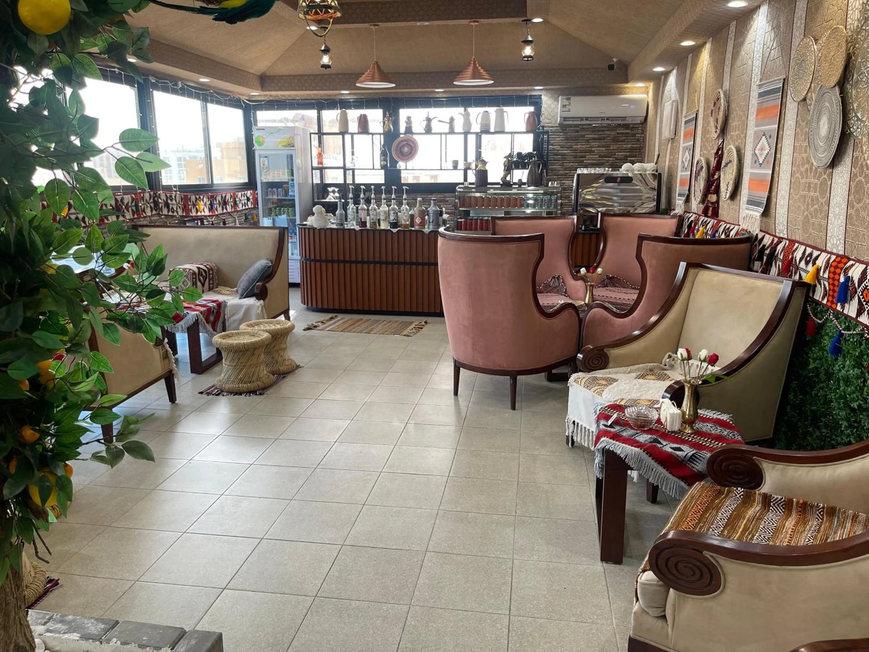 Restaurant/places to eat in Sas Blue Suites