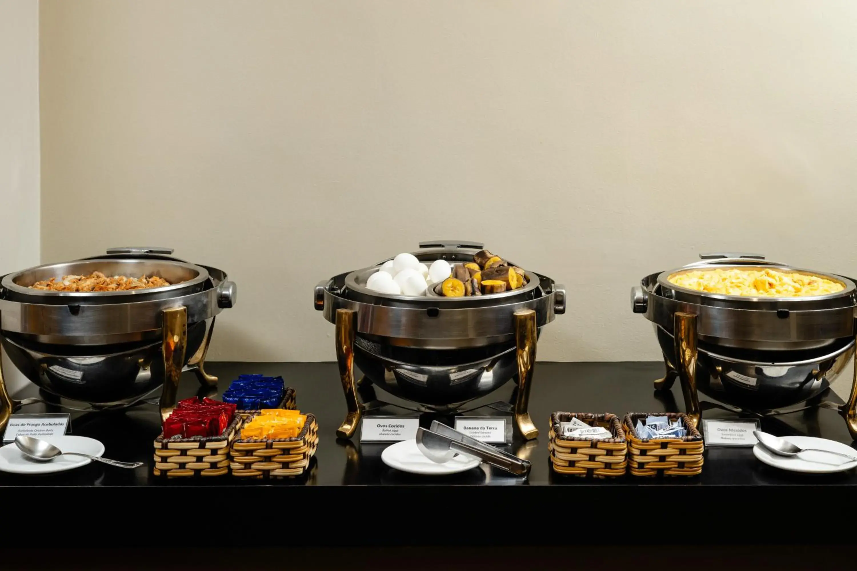 Buffet breakfast in Savoy Othon Lite Buffet breakfast in Savoy Othon Lite