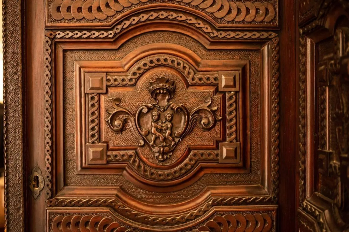 Personè Palace - by Symphonya Luxury