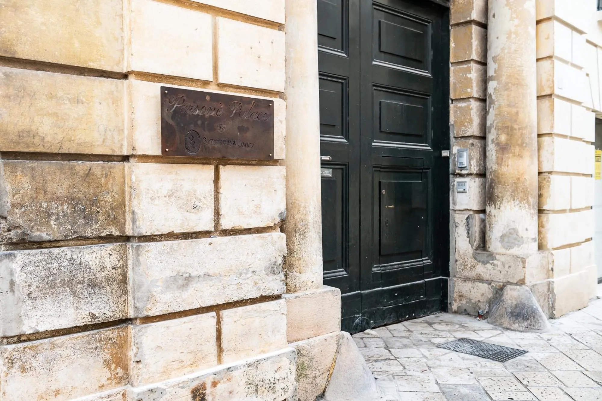 Property building in Personè Palace - by Symphonya Luxury