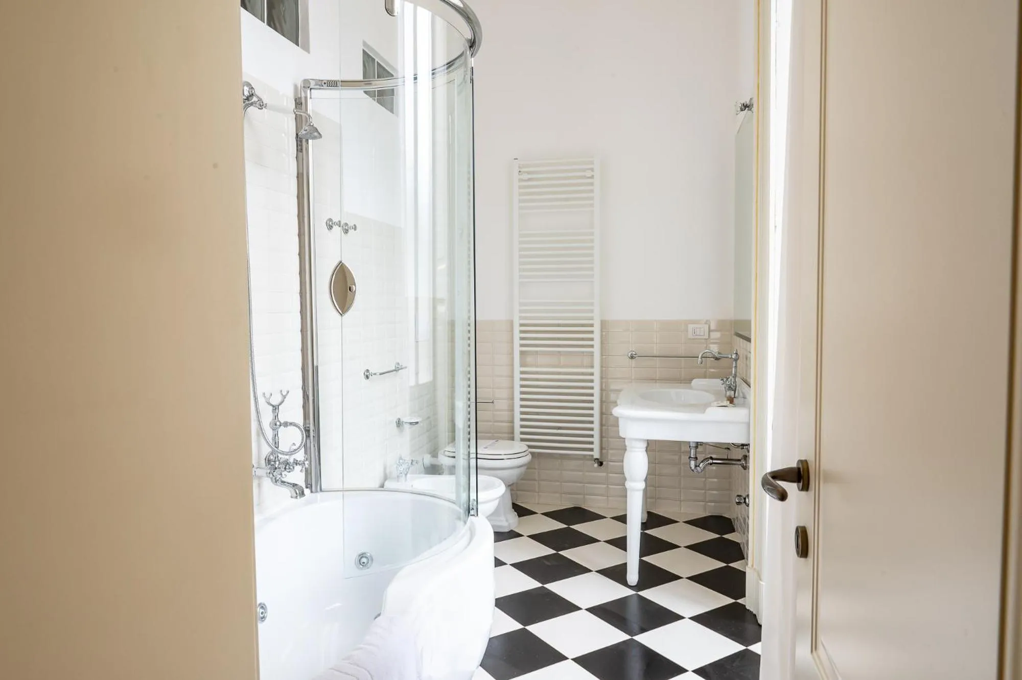 Shower, Bathroom in Personè Palace - by Symphonya Luxury