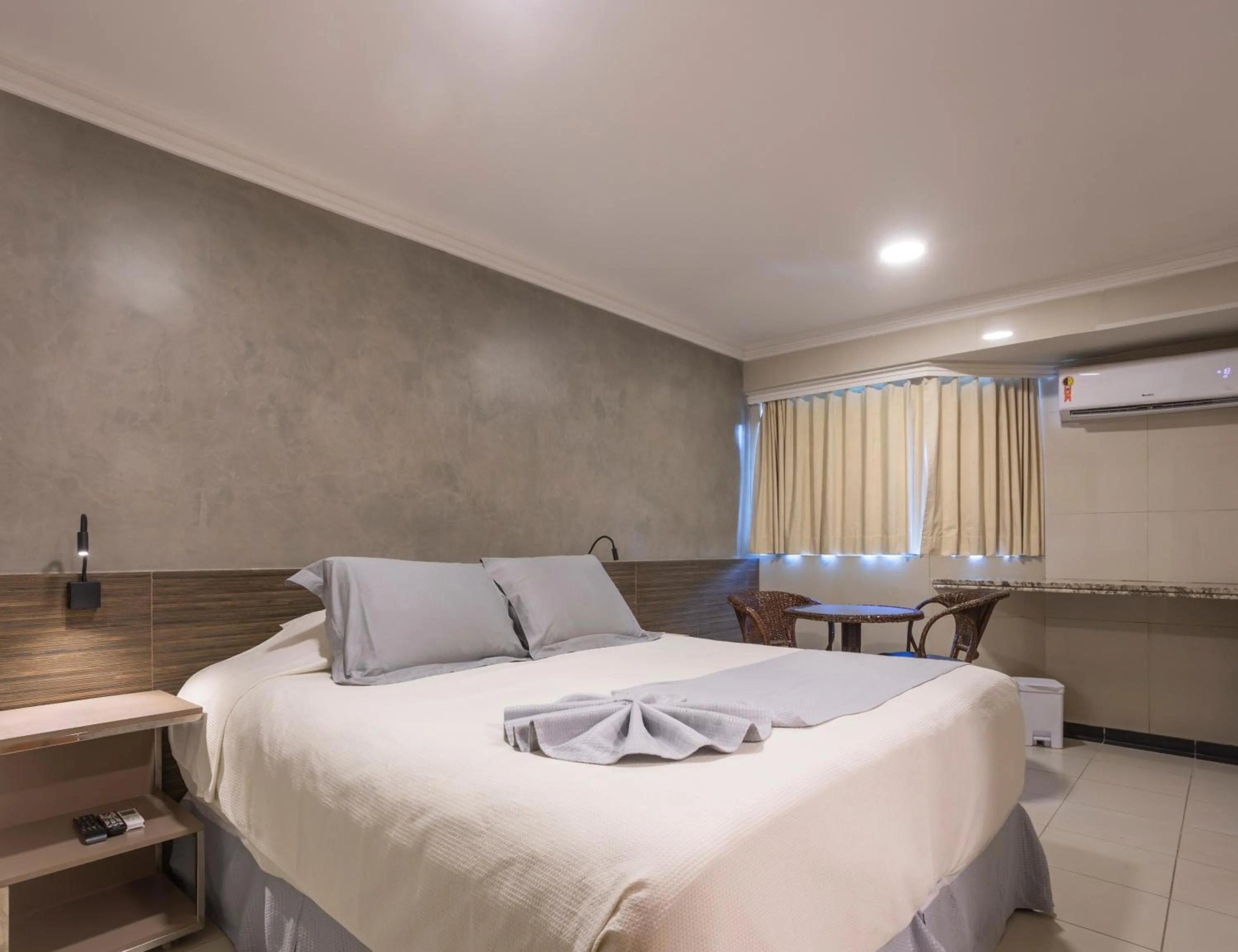 Bedroom, Bed in Atlântico Praia Hotel