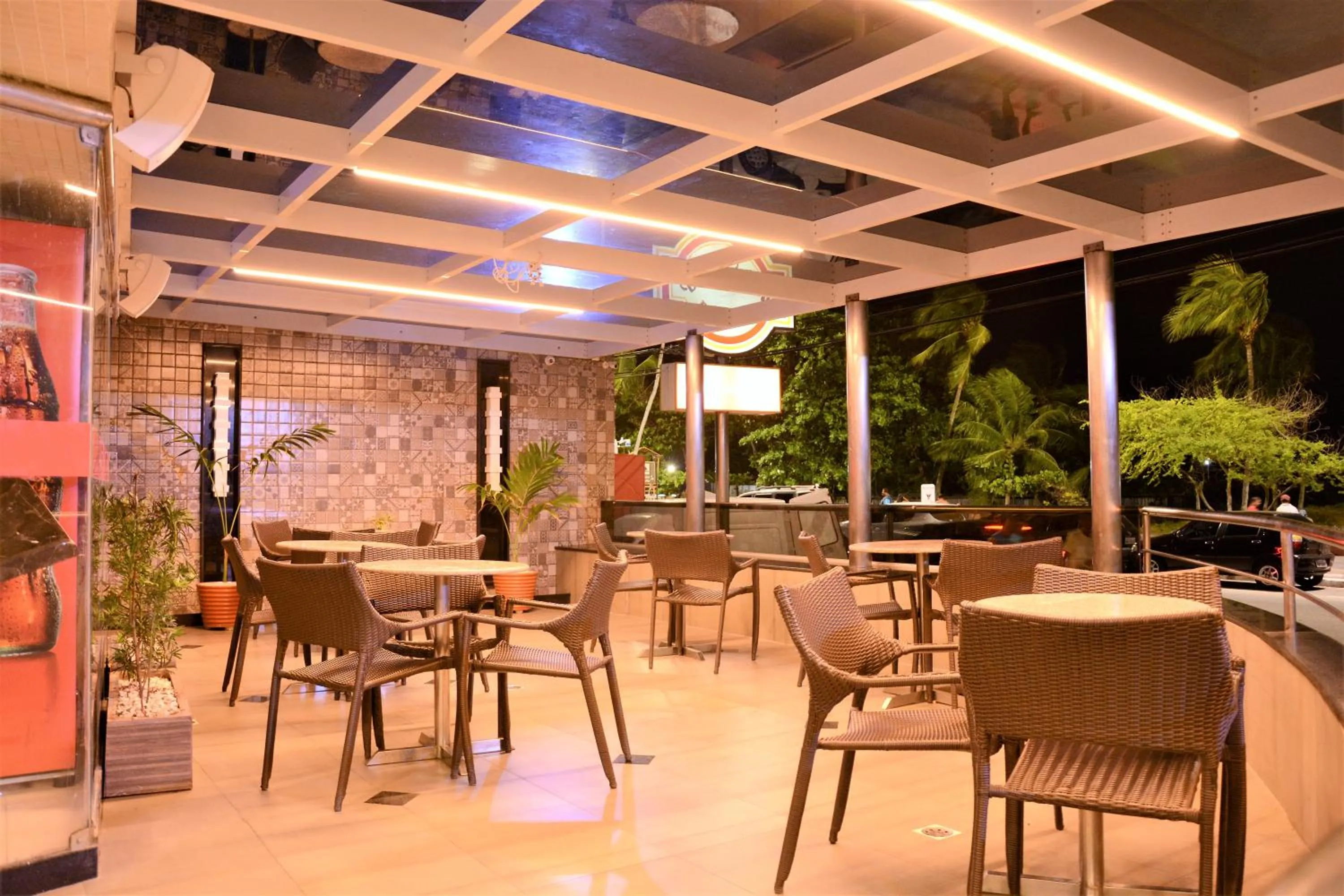 Facade/entrance in Atlântico Praia Hotel