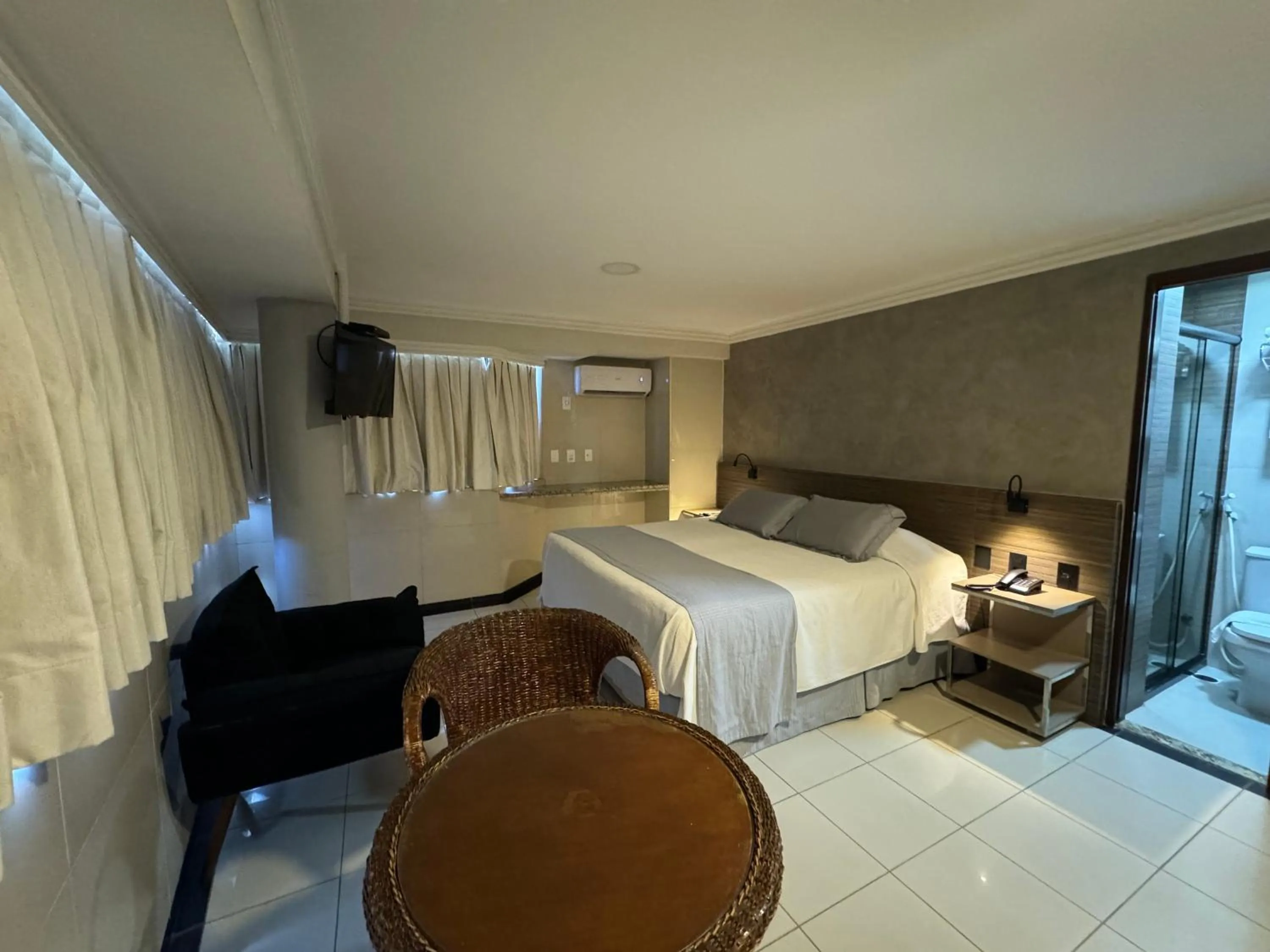 Bedroom, Bed in Atlântico Praia Hotel