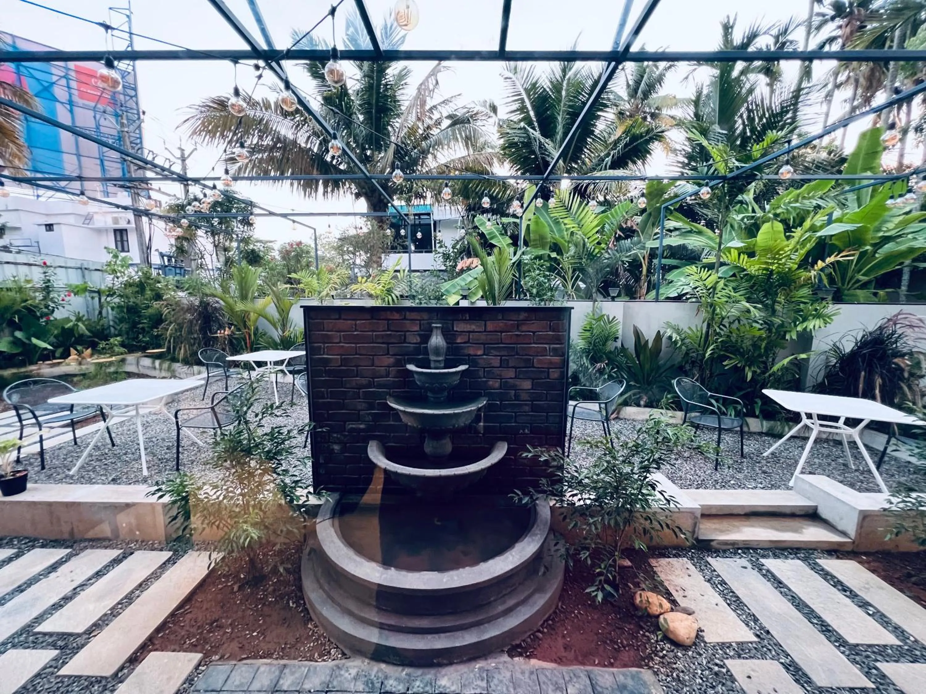 Restaurant/places to eat in Hotel Seapark