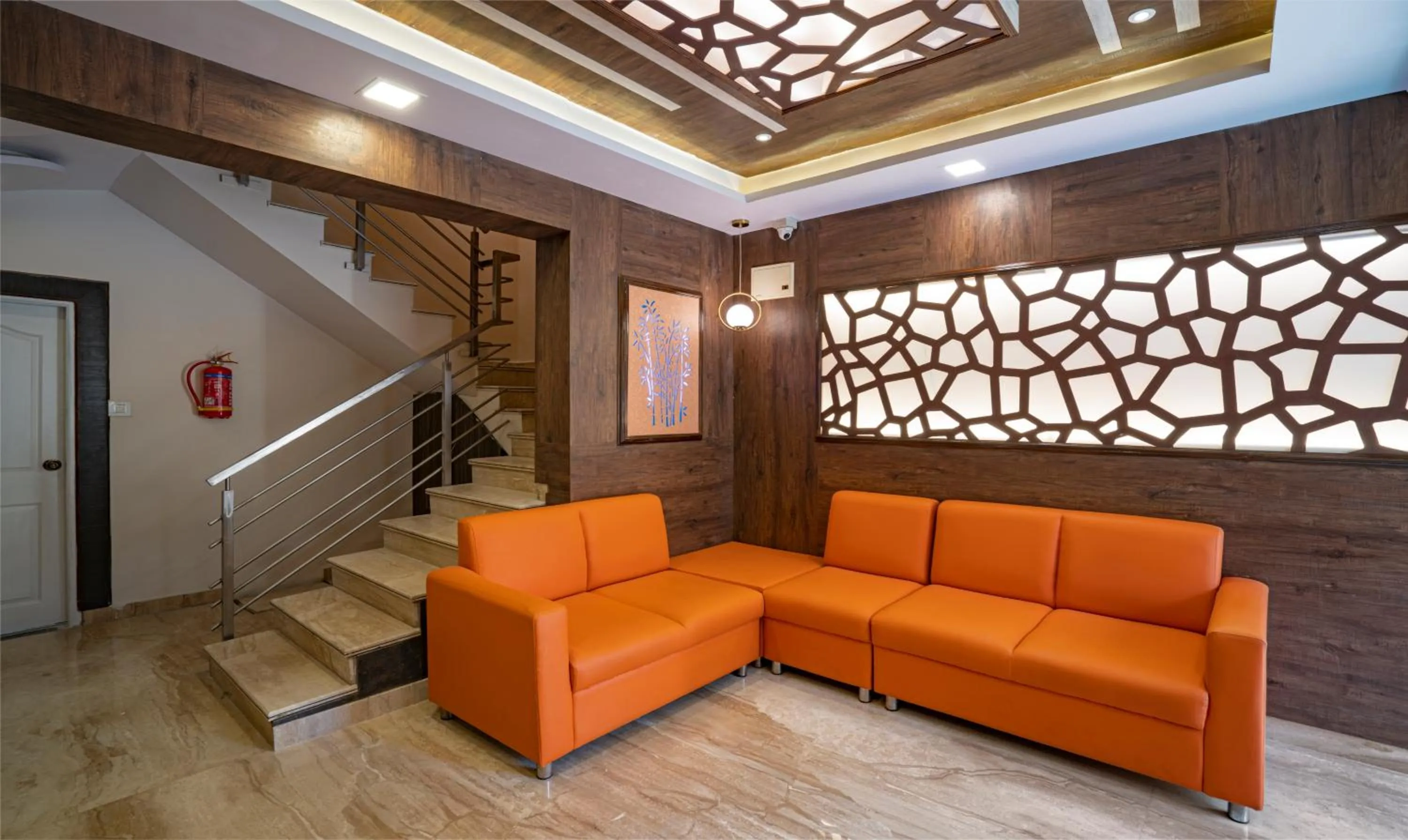 Seating area in Treebo Elite 7