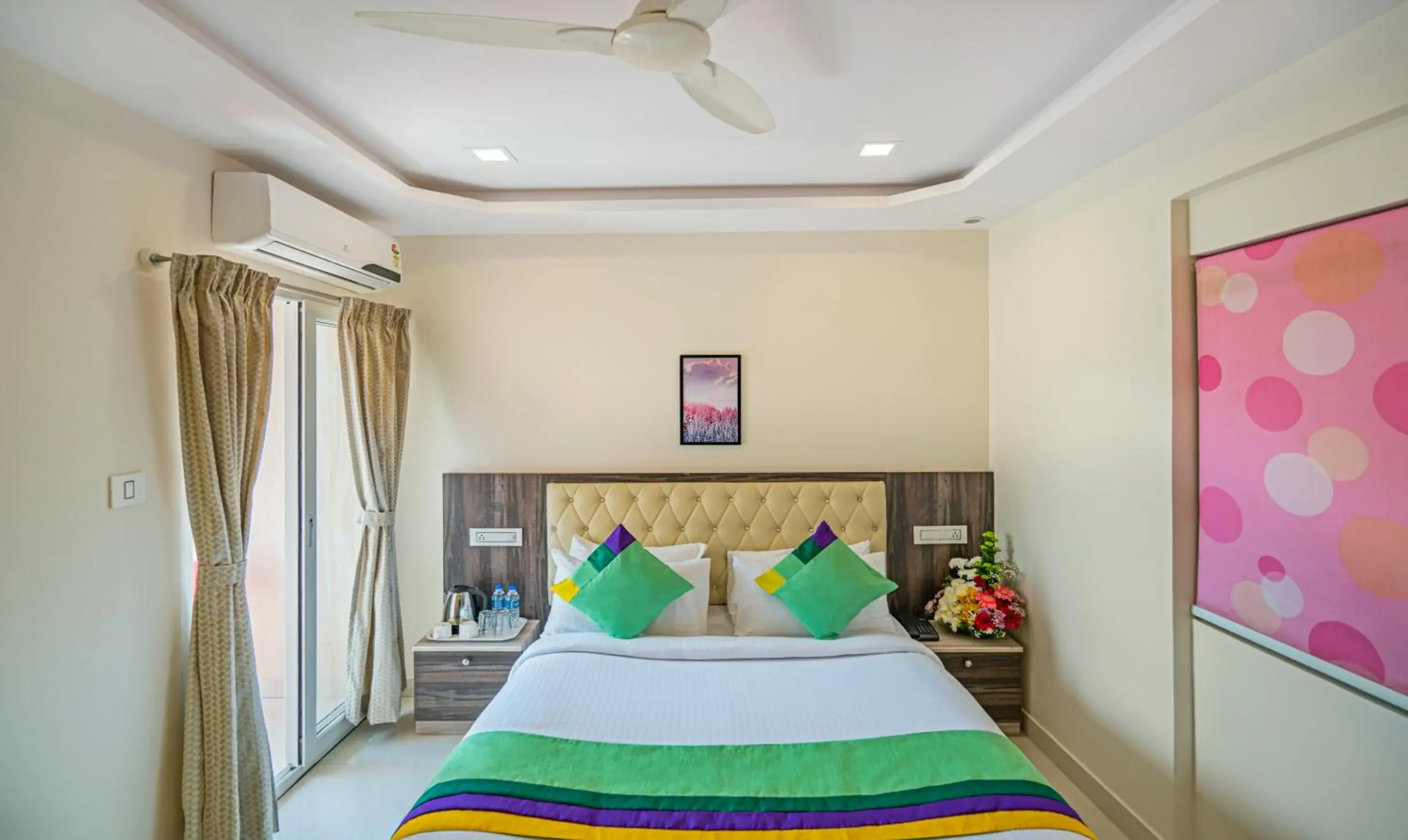 Bed in Treebo Elite 7 Bed in Treebo Elite 7