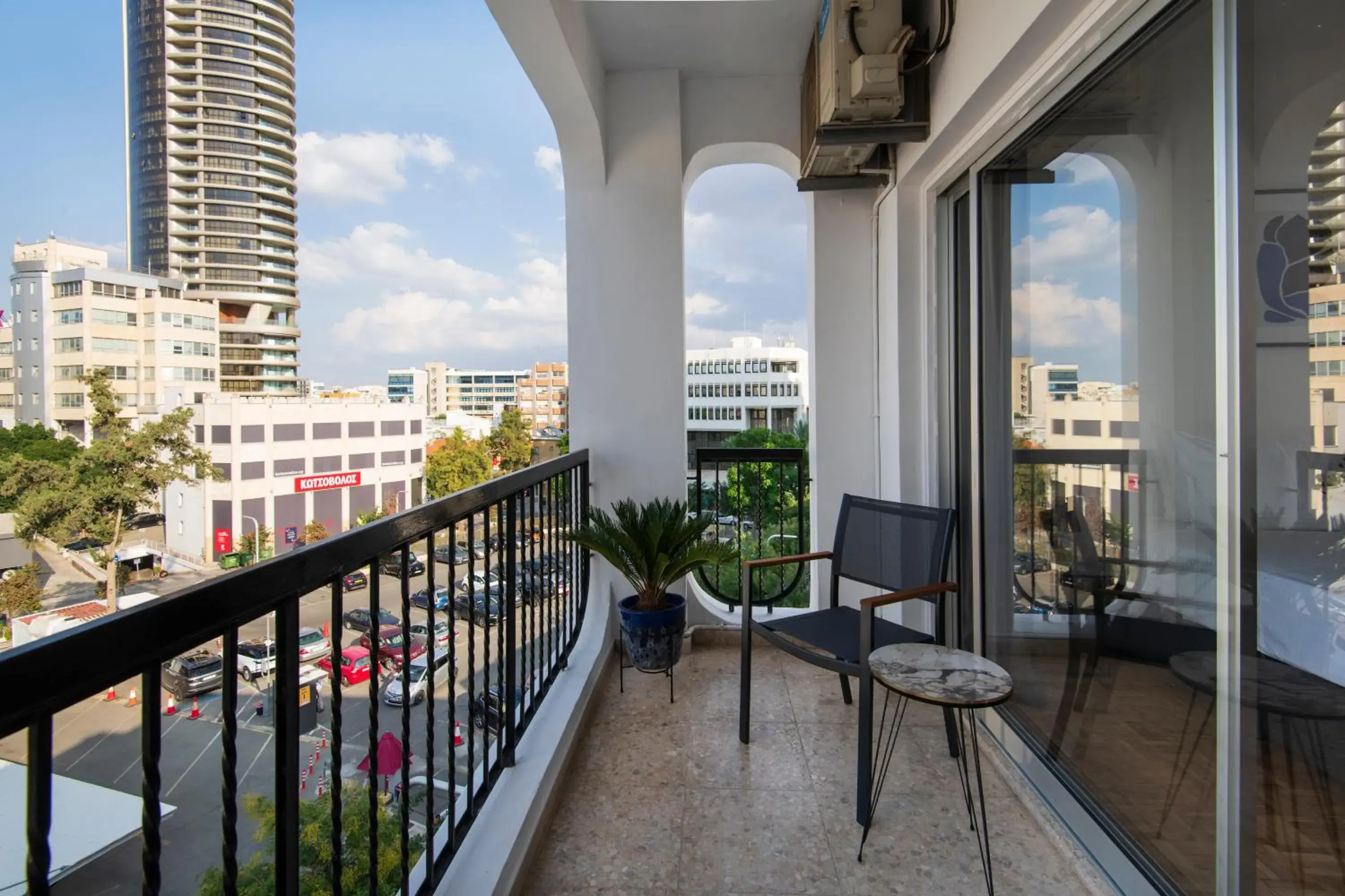 Urban Condo Promitheos Urban Condo Promitheos
