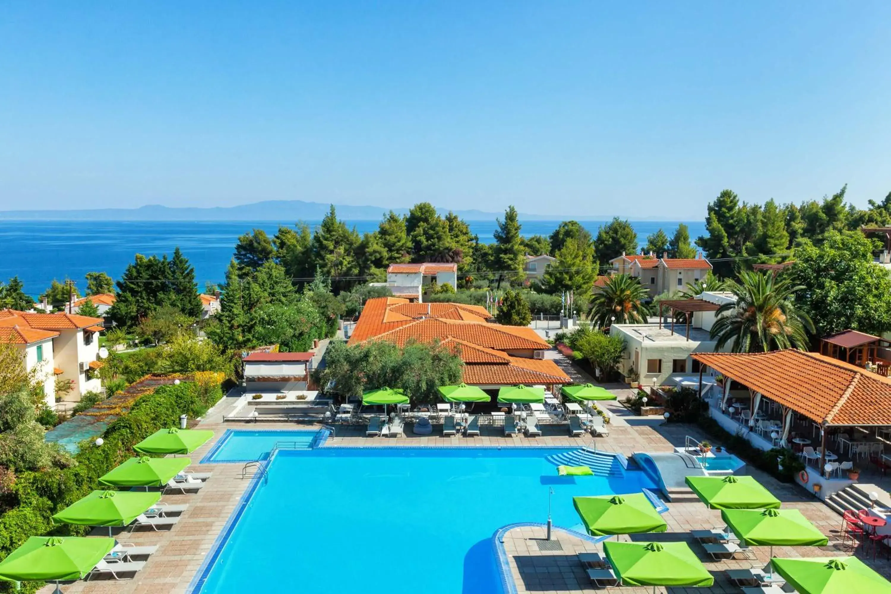 Pool view in Palladium Hotel Pool view in Palladium Hotel
