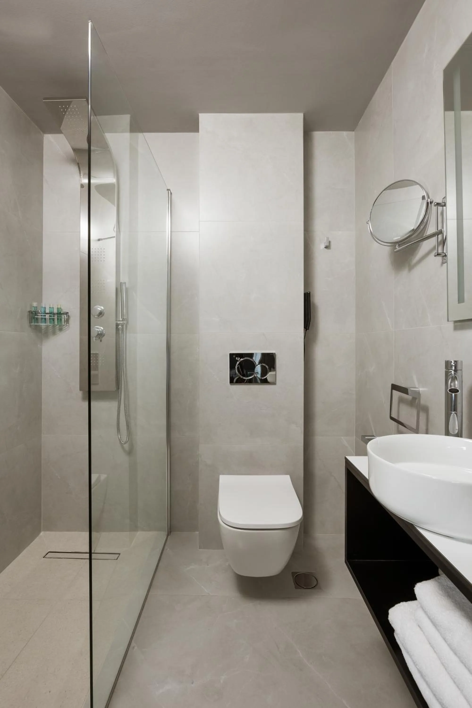 Shower in Alassia Hotel