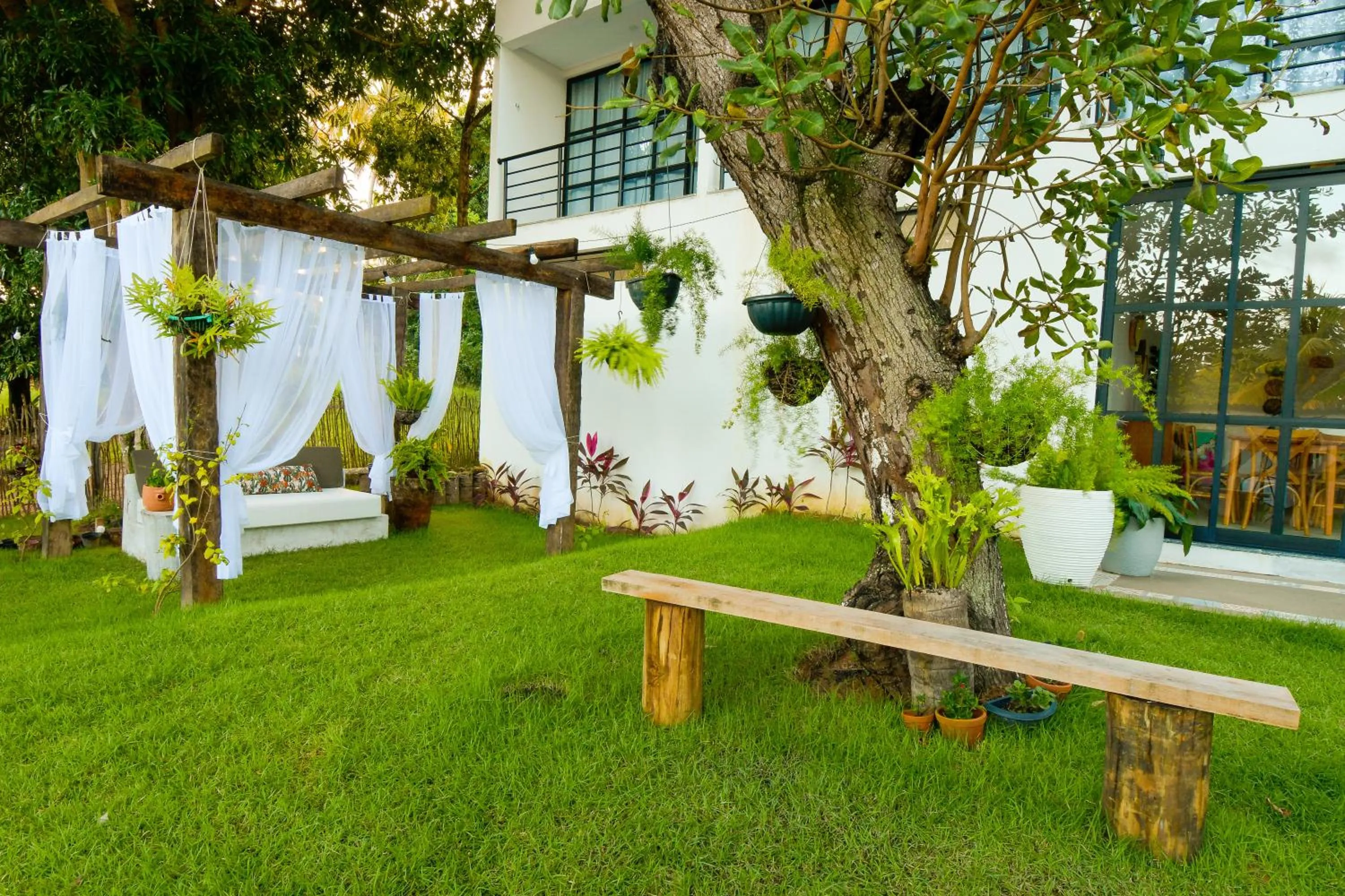 Garden in Milie Lounge Pousada