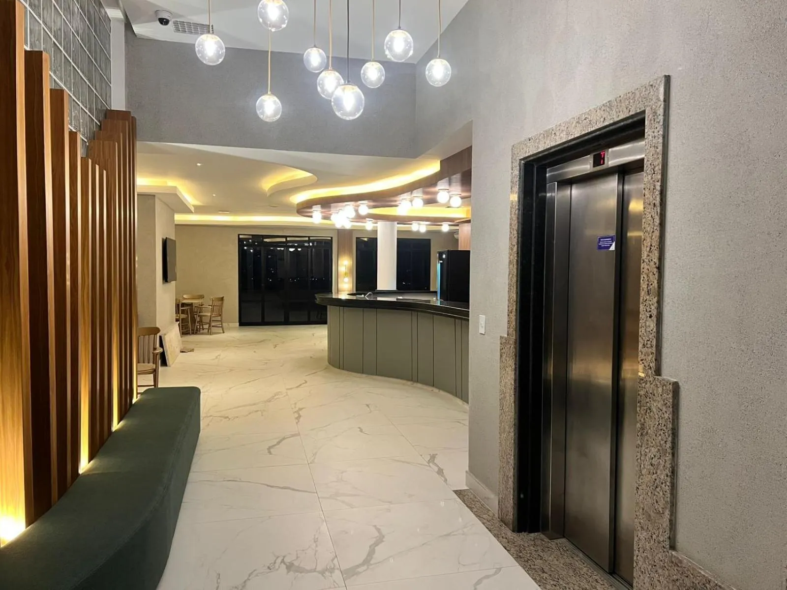 Restaurant/places to eat in Abbeville Hotel Torre I - Torre II