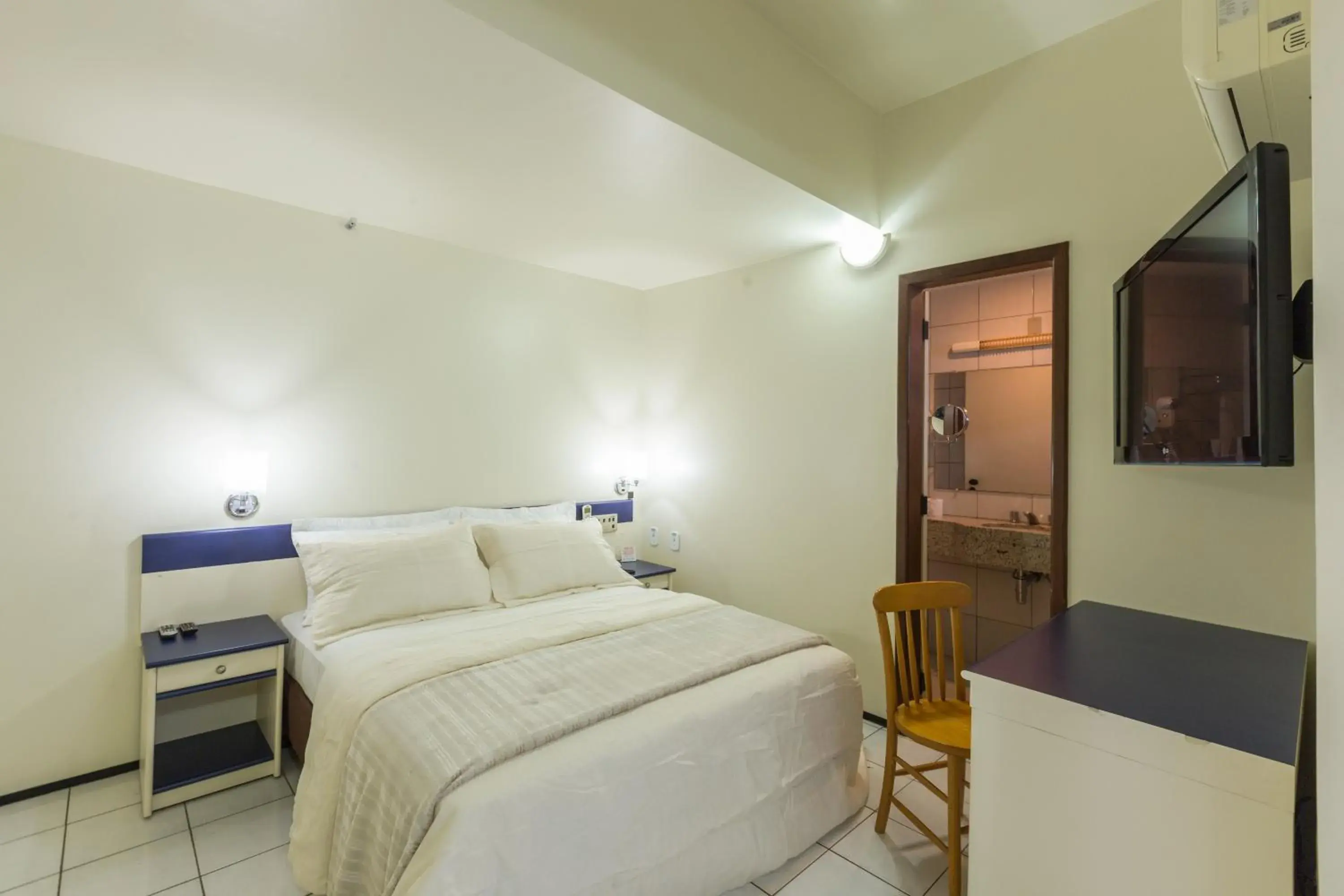 Superior Double Room in Abbeville Hotel Torre I - Torre II Superior Double Room in Abbeville Hotel Torre I - Torre II