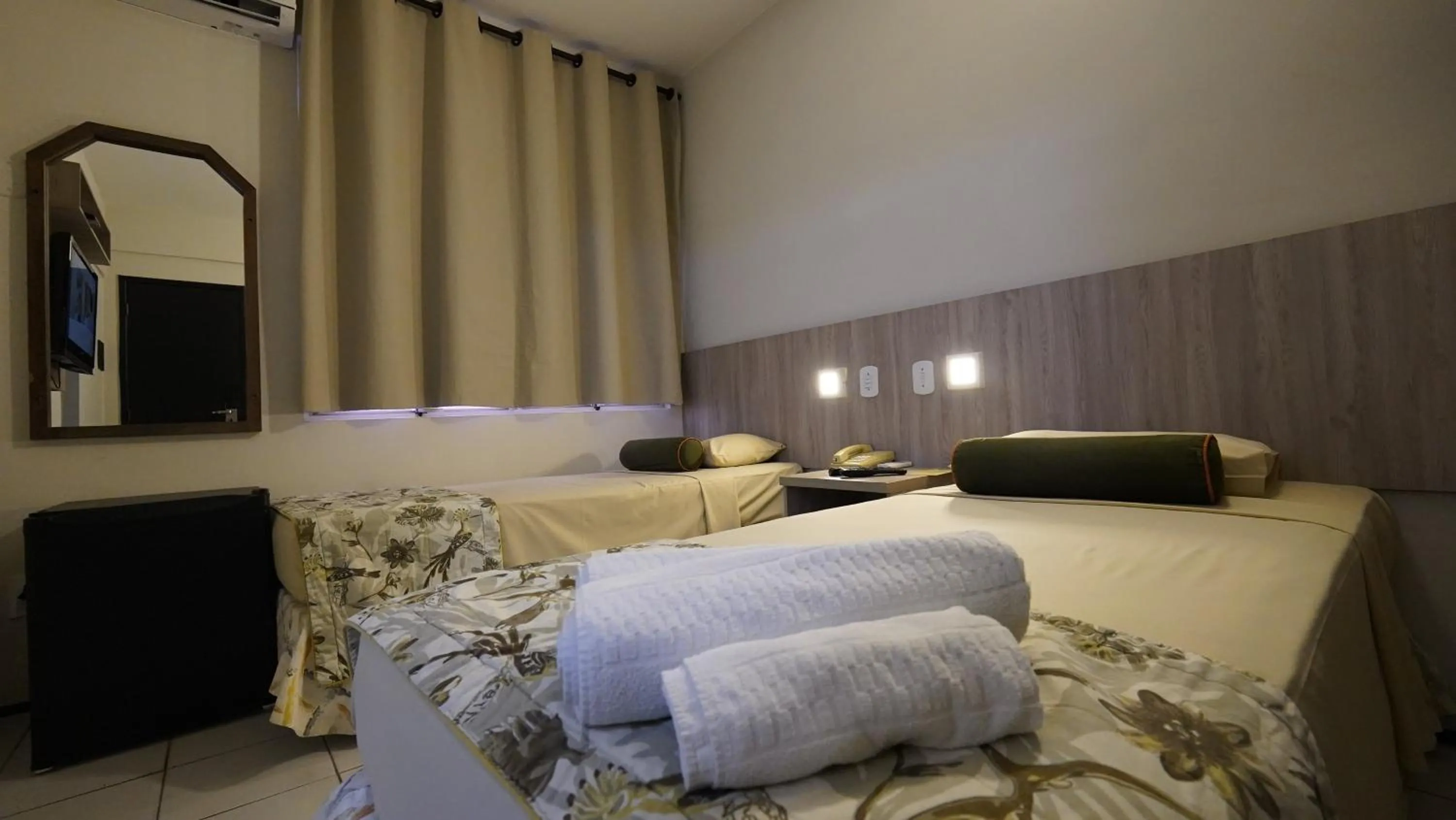 Bedroom, Bed in Abbeville Hotel Torre I - Torre II