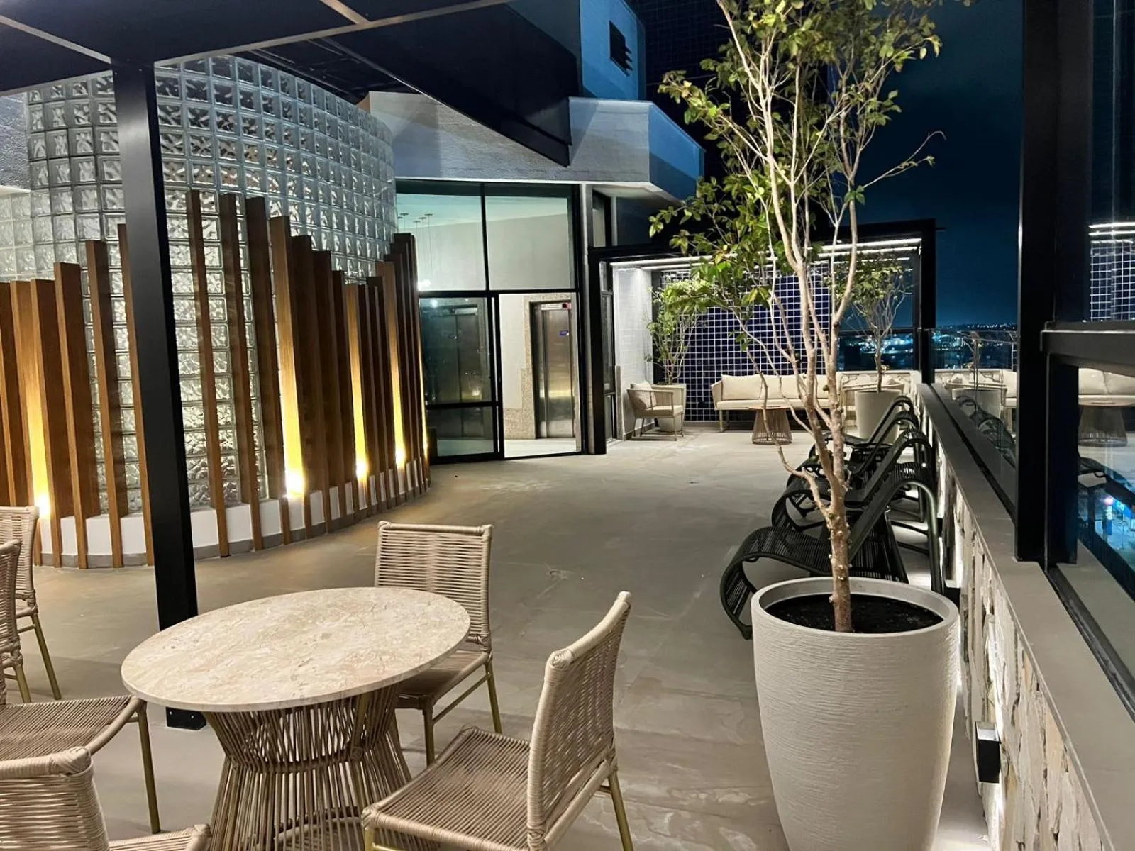 Restaurant/places to eat in Abbeville Hotel Torre I - Torre II