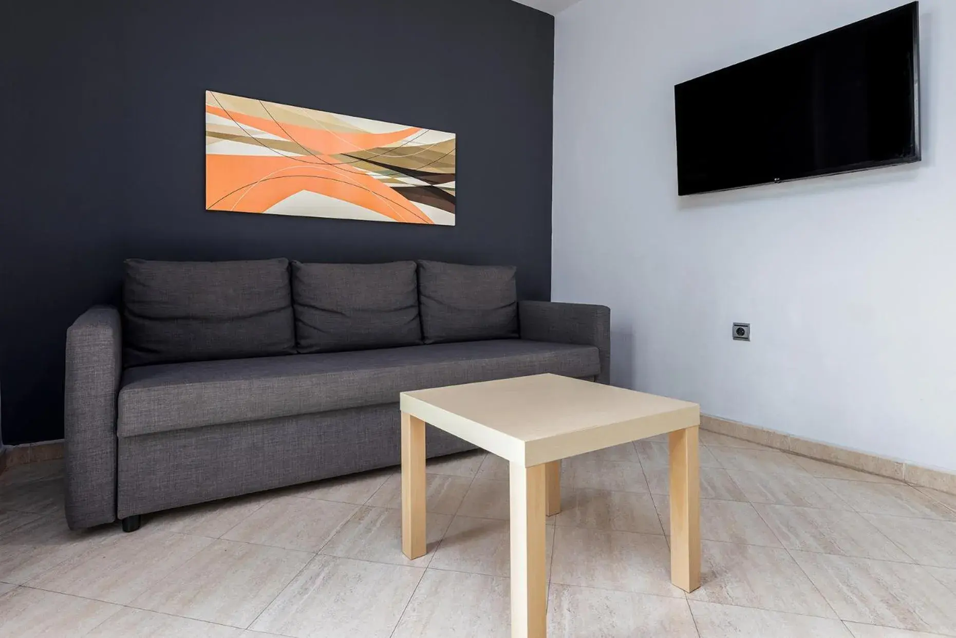 Property building in Hotel Spa Cádiz Plaza Property building in Hotel Spa Cádiz Plaza