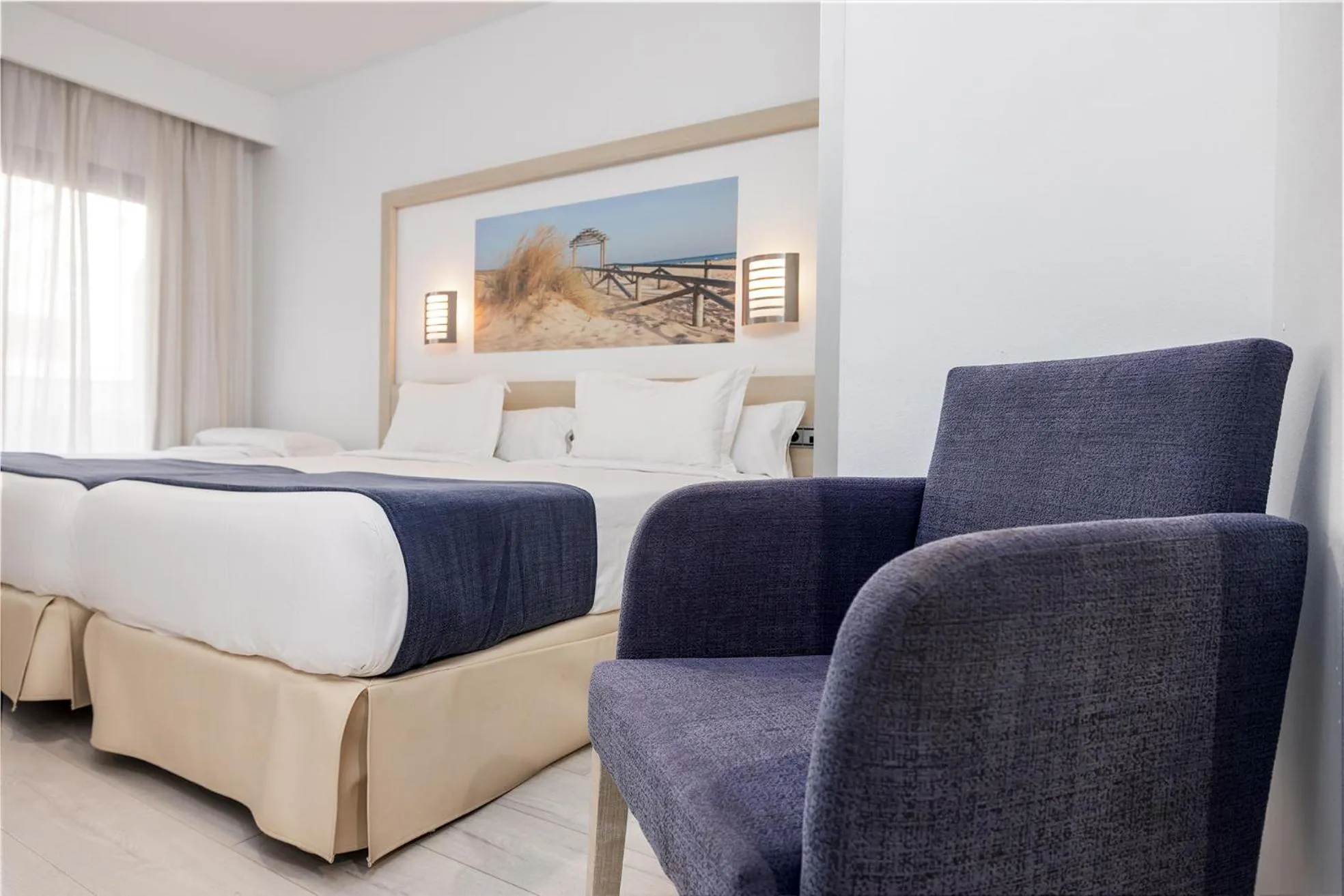 Bed in Hotel Spa Cádiz Plaza