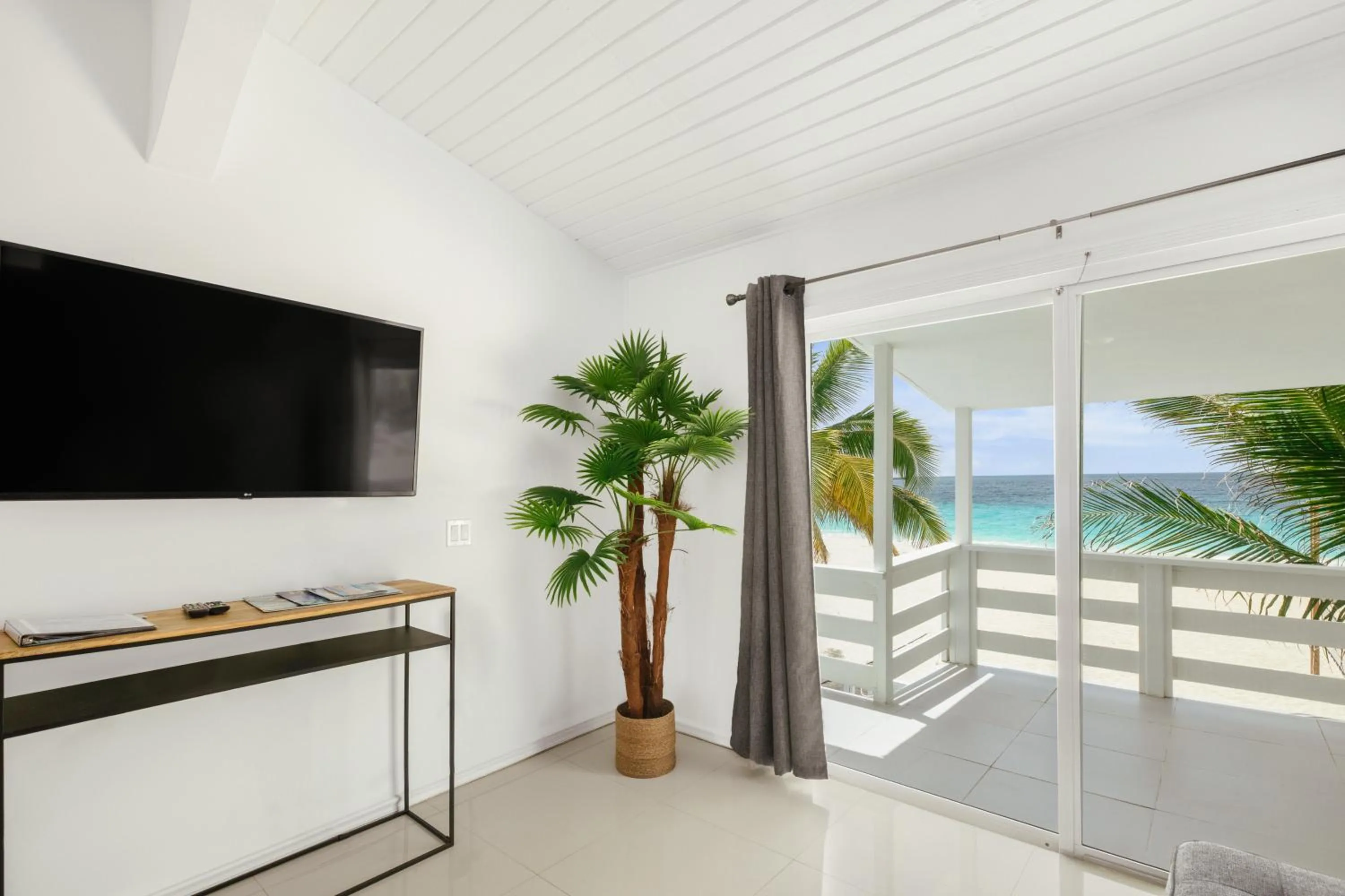 CocoVaa Beach Boutique Hotel