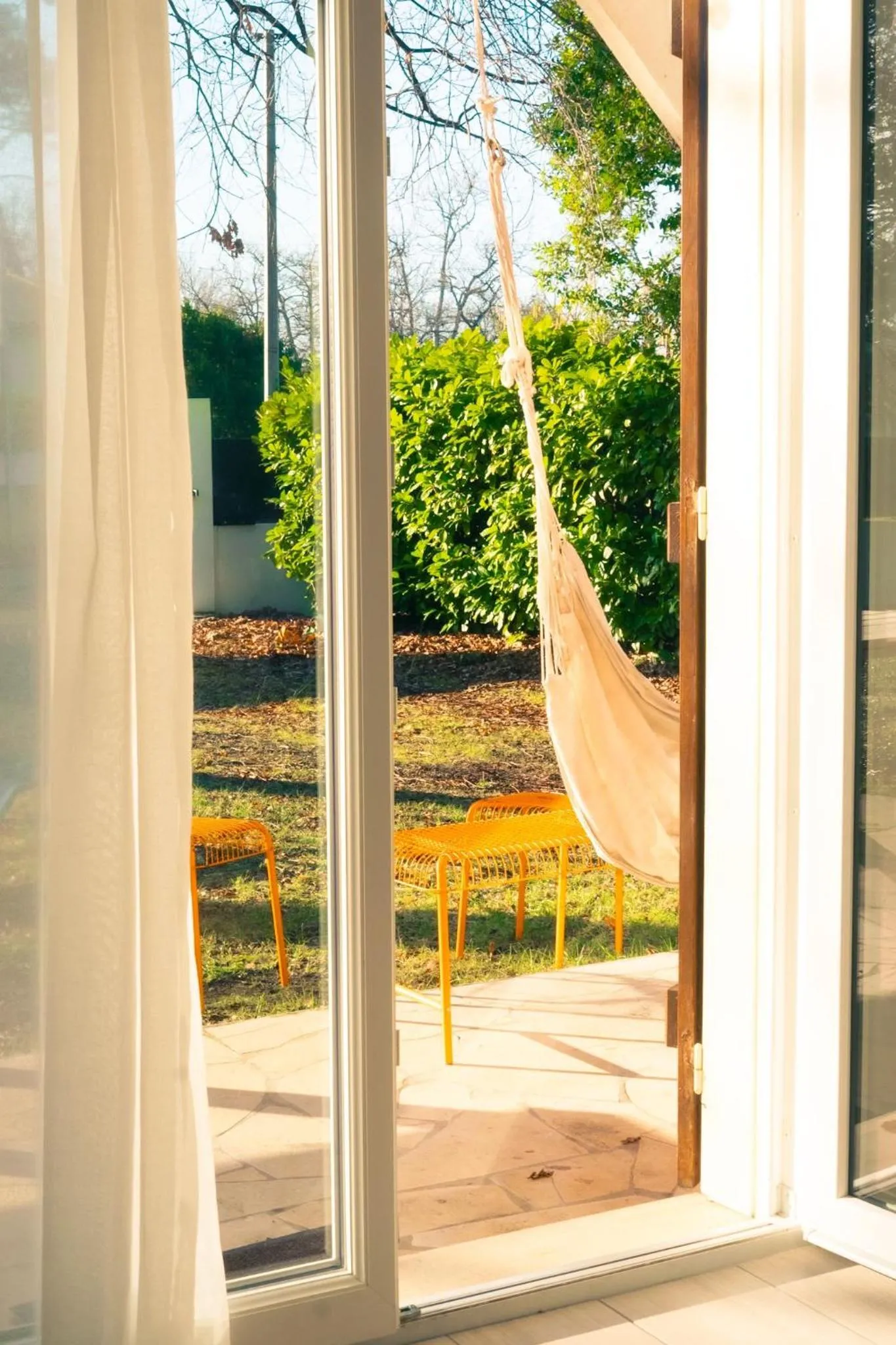 Villa au calme avec piscine, grand jardin et studio indépendant