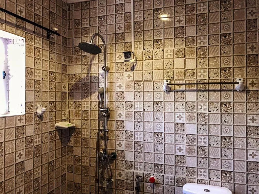 Toilet in HÔTEL NOAHGARDEN 2