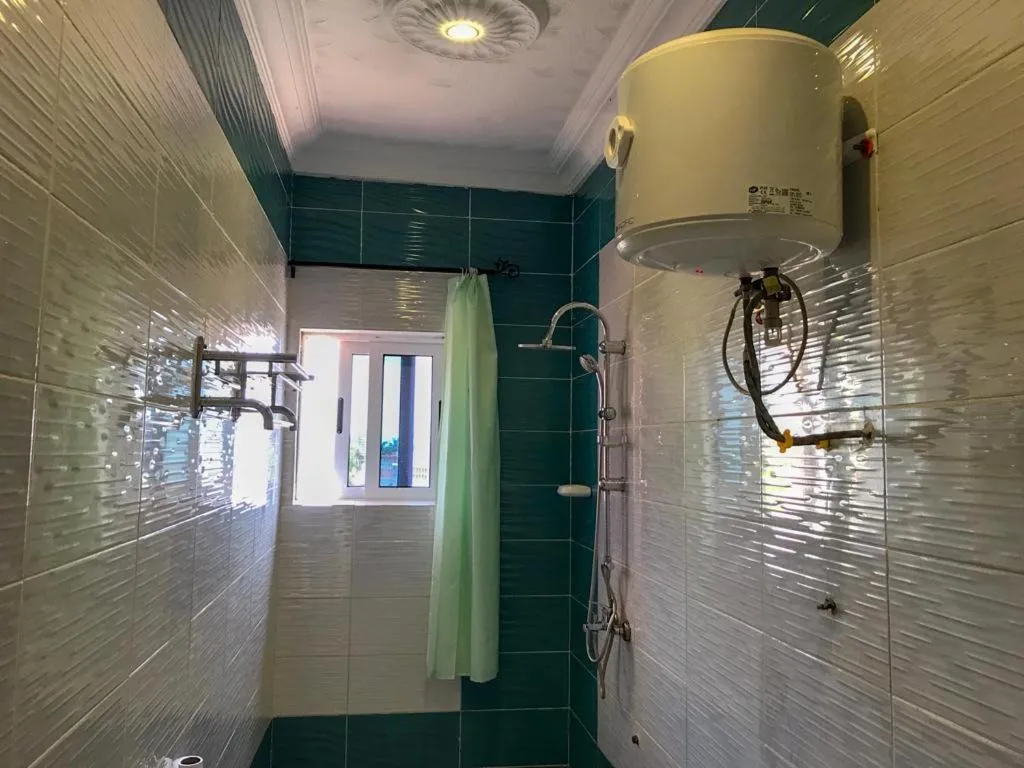 Toilet in HÔTEL NOAHGARDEN 2