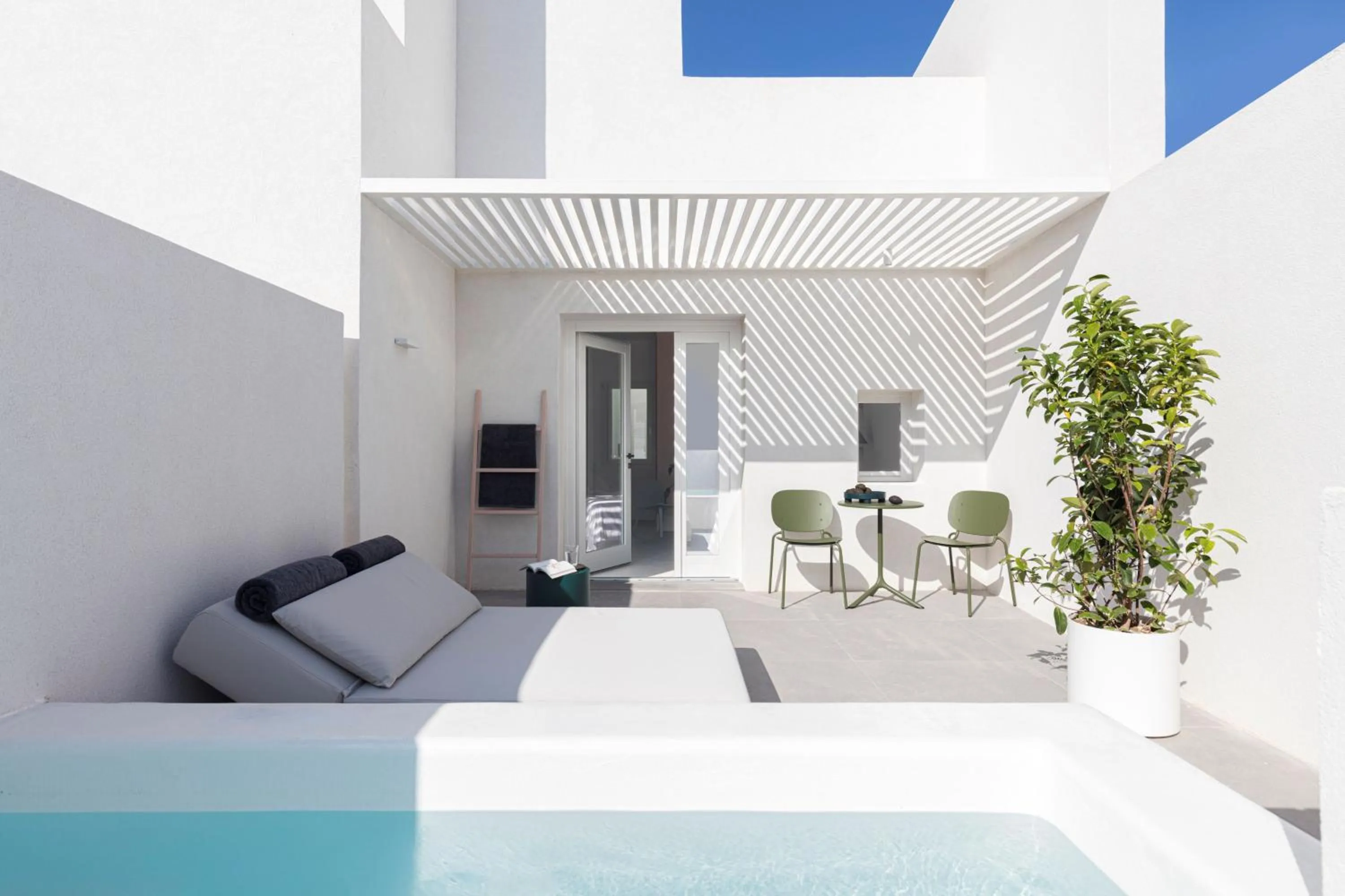 Balcony/Terrace in Neo Suites