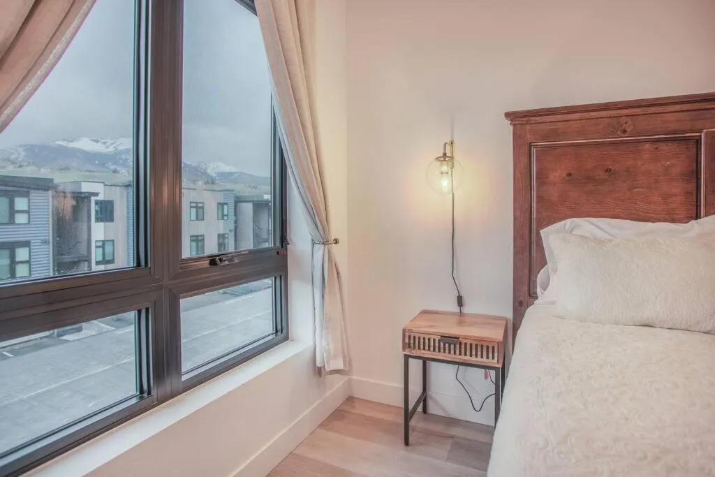 Bed in Cozy- Mountain Style - River View apartment - Colorado