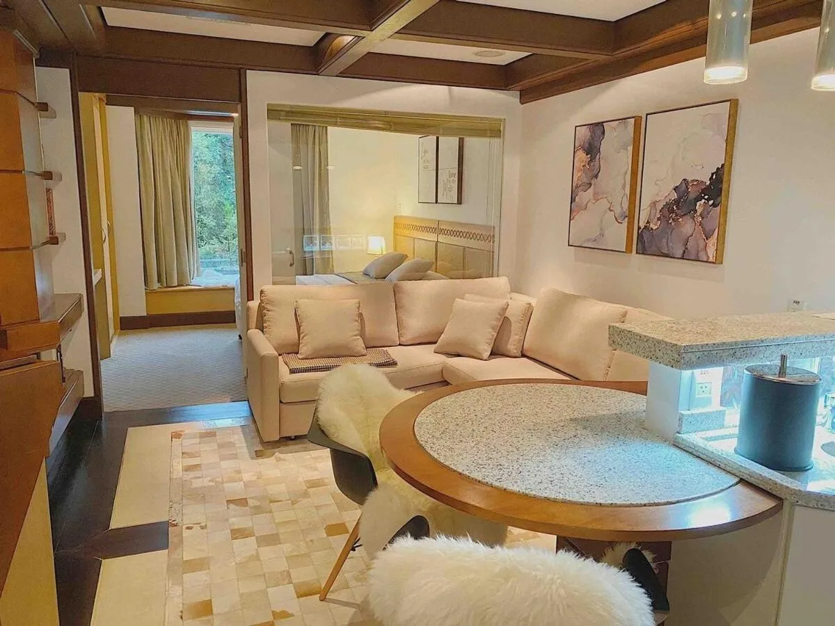 Luxuoso Studio 2007 Laje de Pedra Gramado Canela