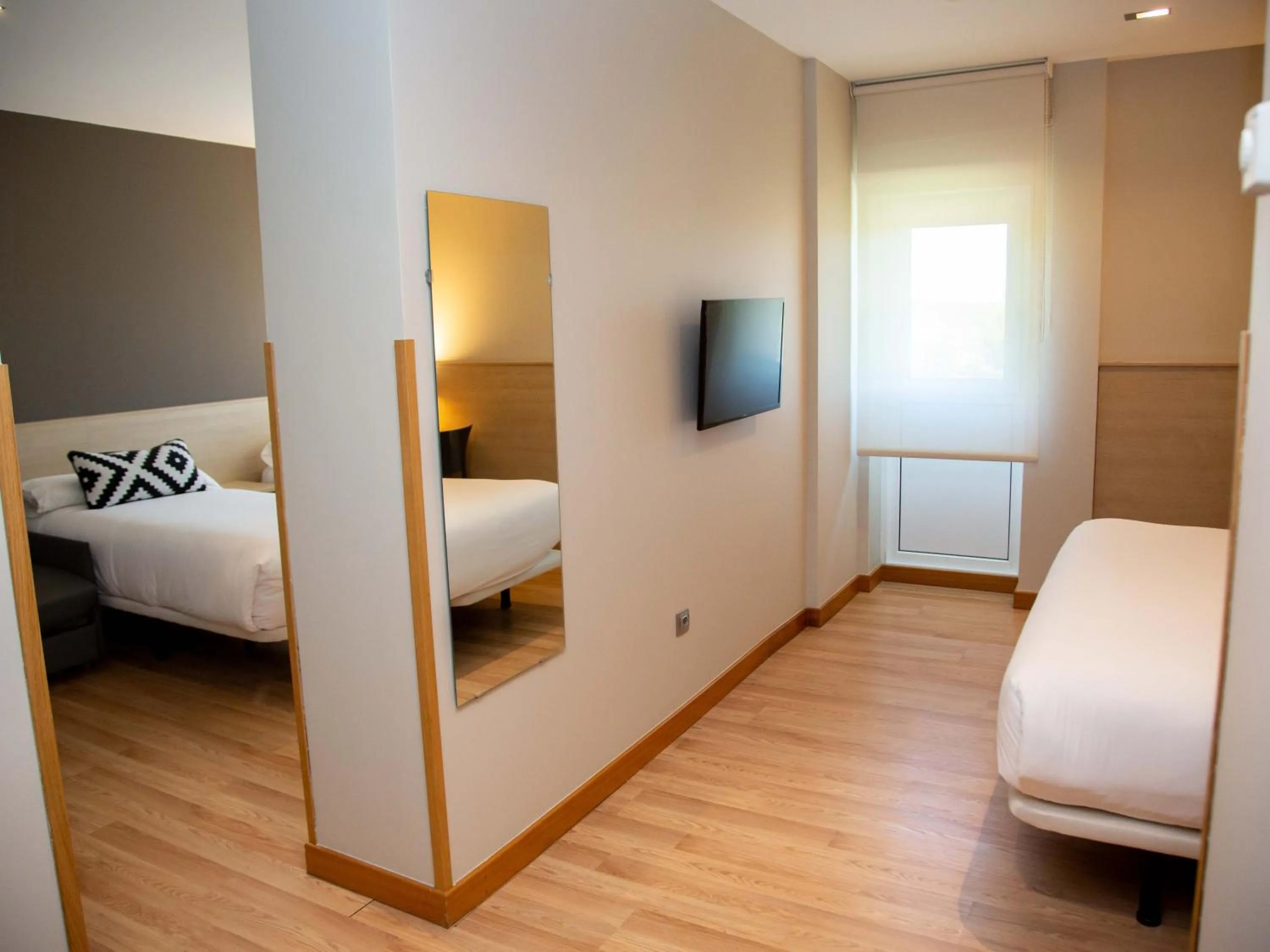 Bedroom, Bed in Hotel Restaurante Cadosa