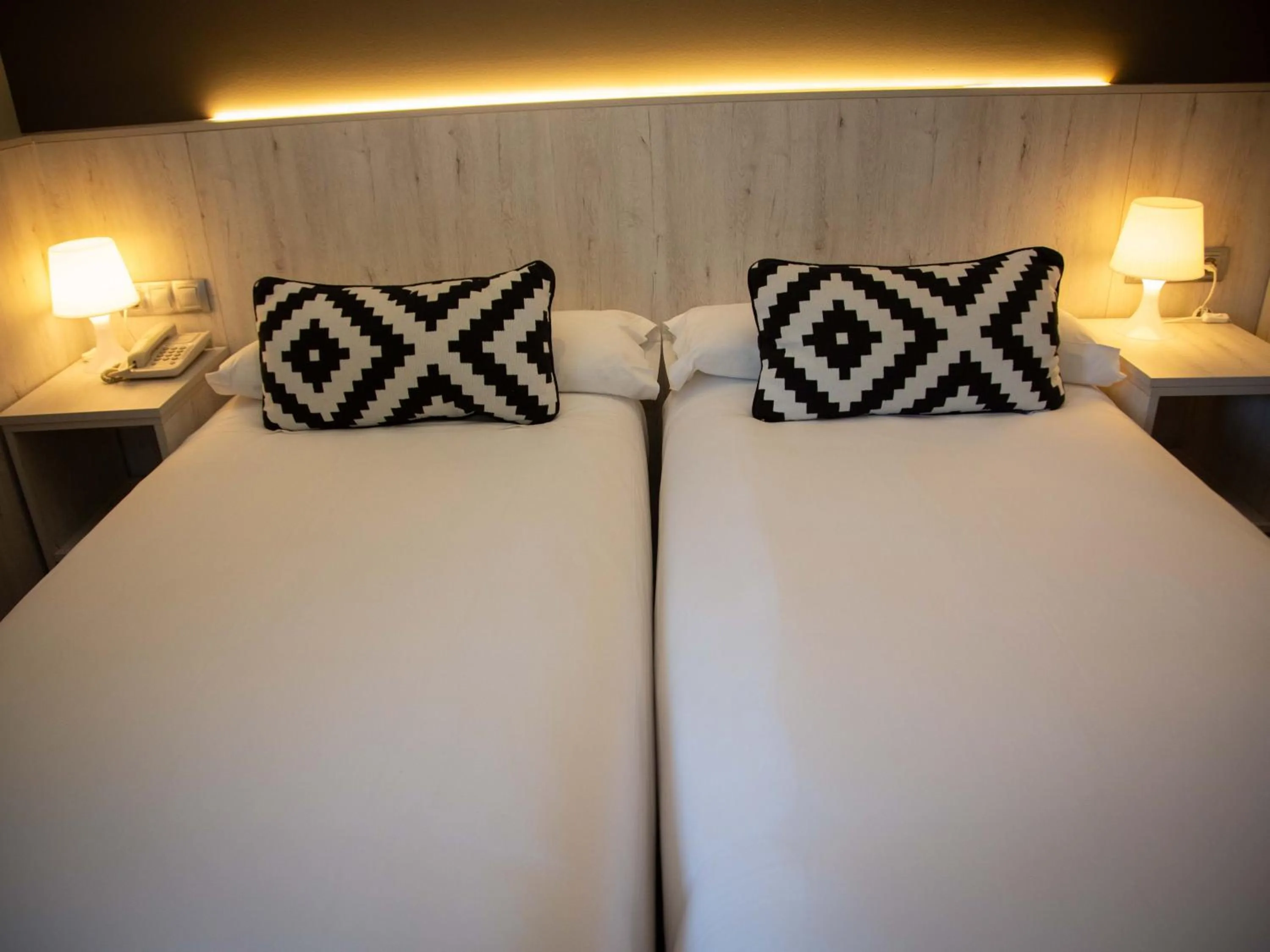 Bedroom, Bed in Hotel Restaurante Cadosa