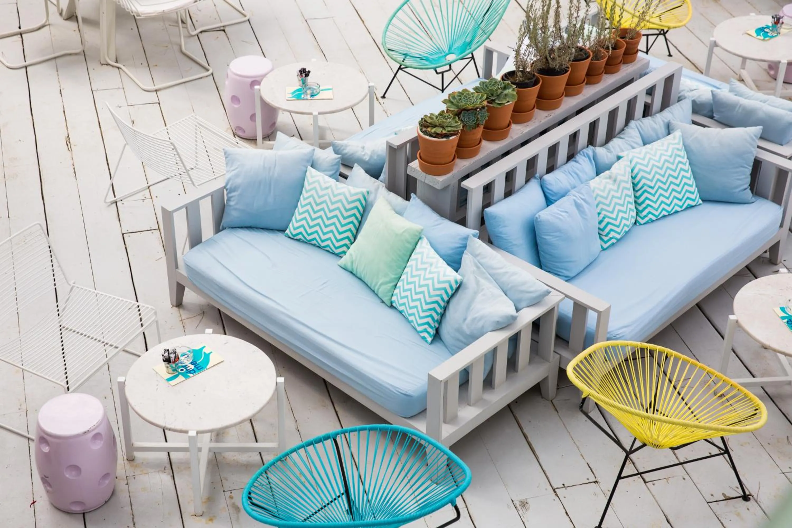 Lounge or bar in Ekies All Senses Resort, a Member of Design Hotels