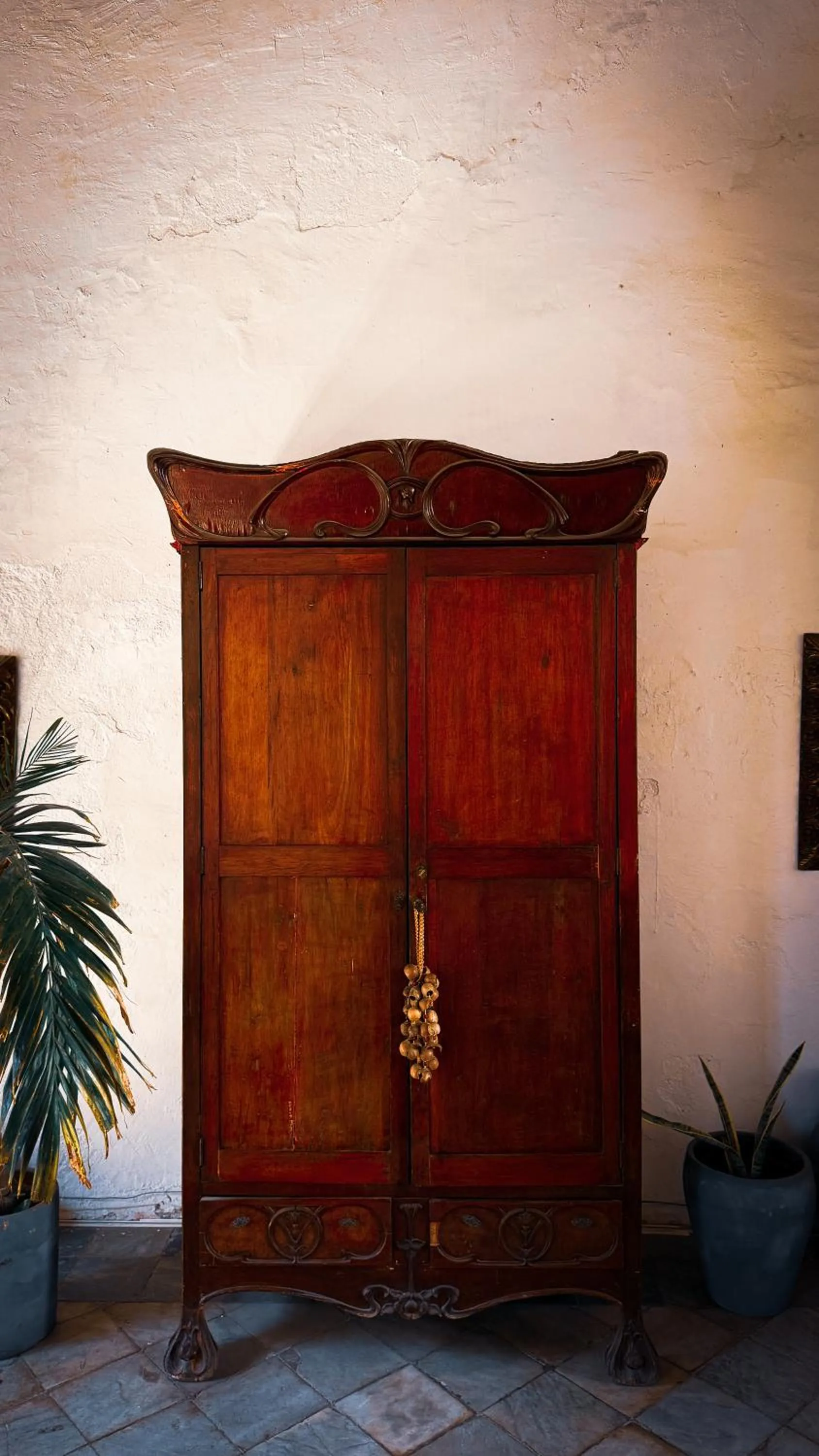 wardrobe in Casa Gaitana - Alma Hotels