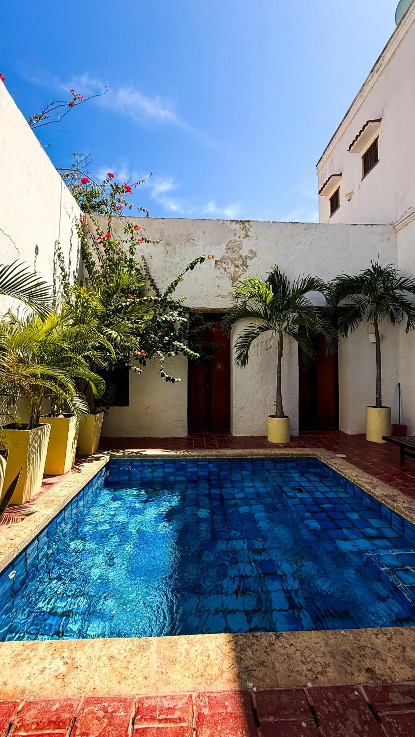 Swimming pool in Casa Gaitana - Alma Hotels