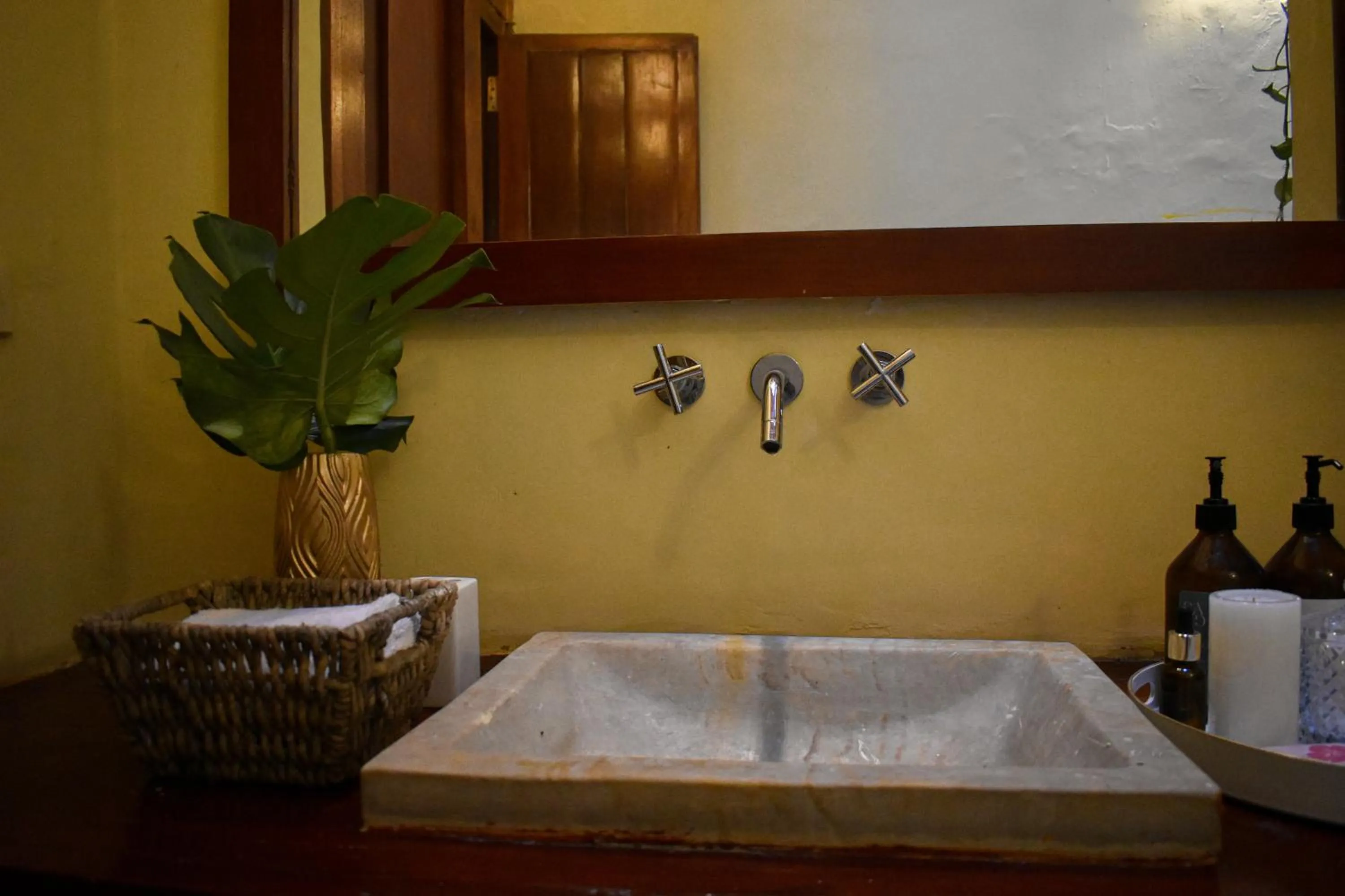 Bathroom in Casa Gaitana - Alma Hotels