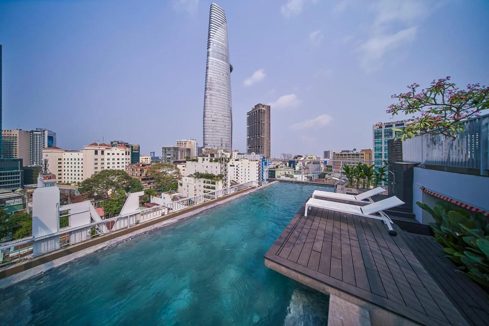 Swimming pool in M Village Hotel Tôn Thất Đạm
