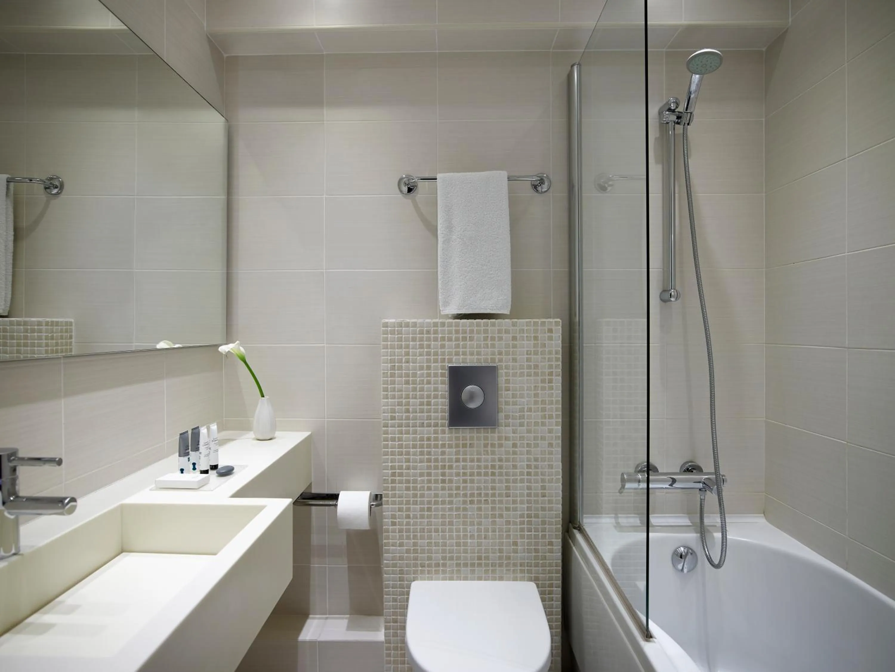 Bathroom in Amarilia Hotel