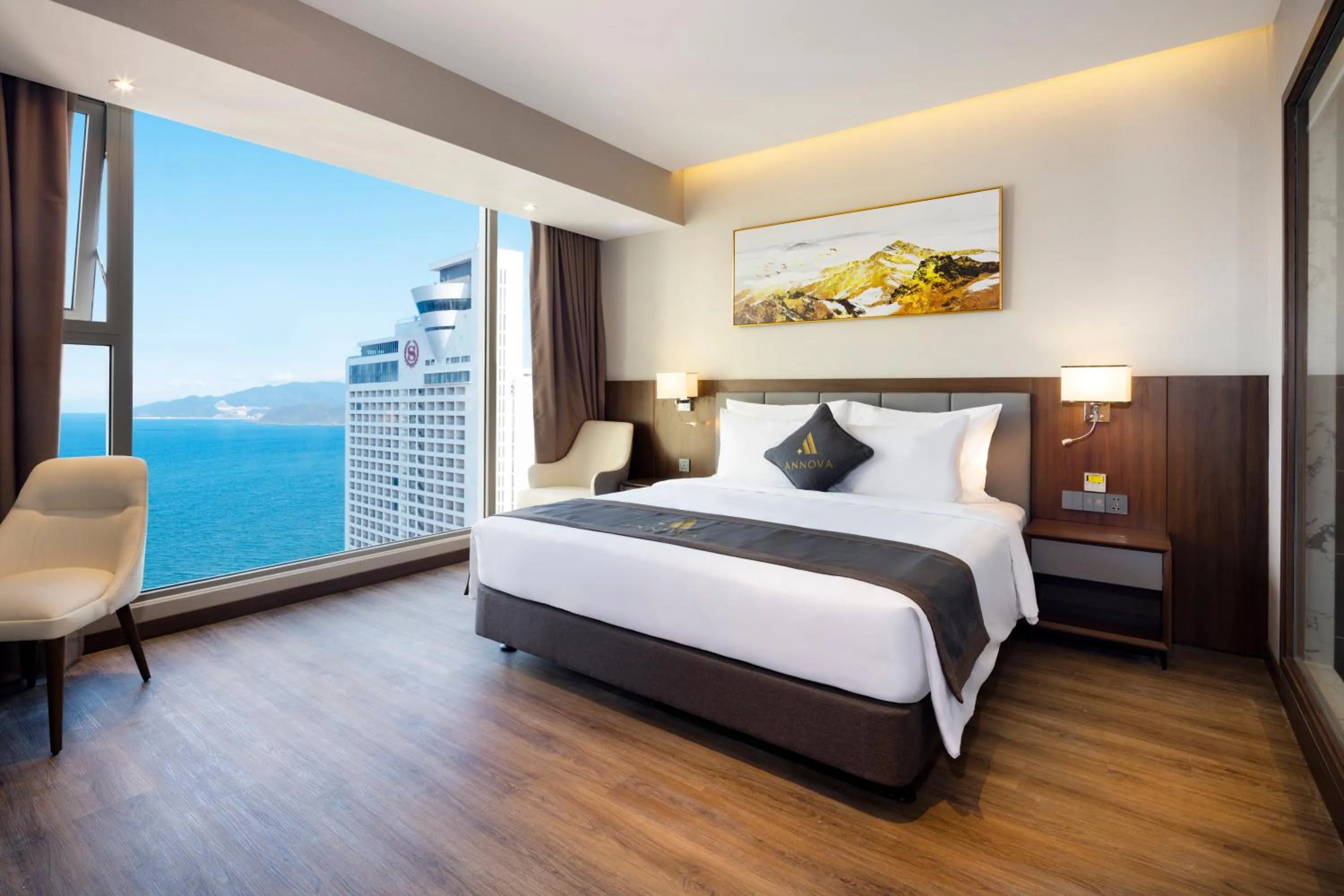 Sea view, Bed in Annova Nha Trang Hotel