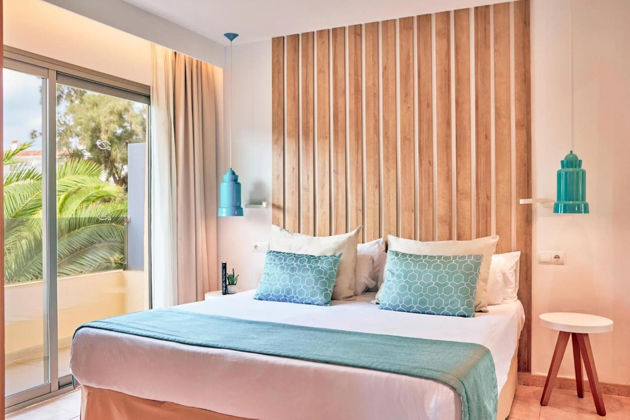 Photo of the whole room, Bed in Zafiro Palmanova