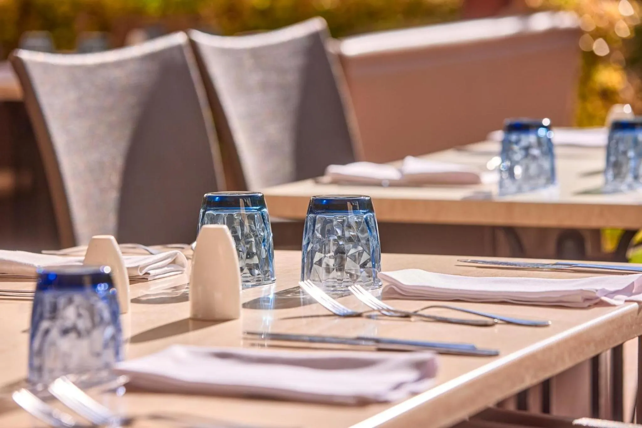 Restaurant/places to eat in Zafiro Palmanova