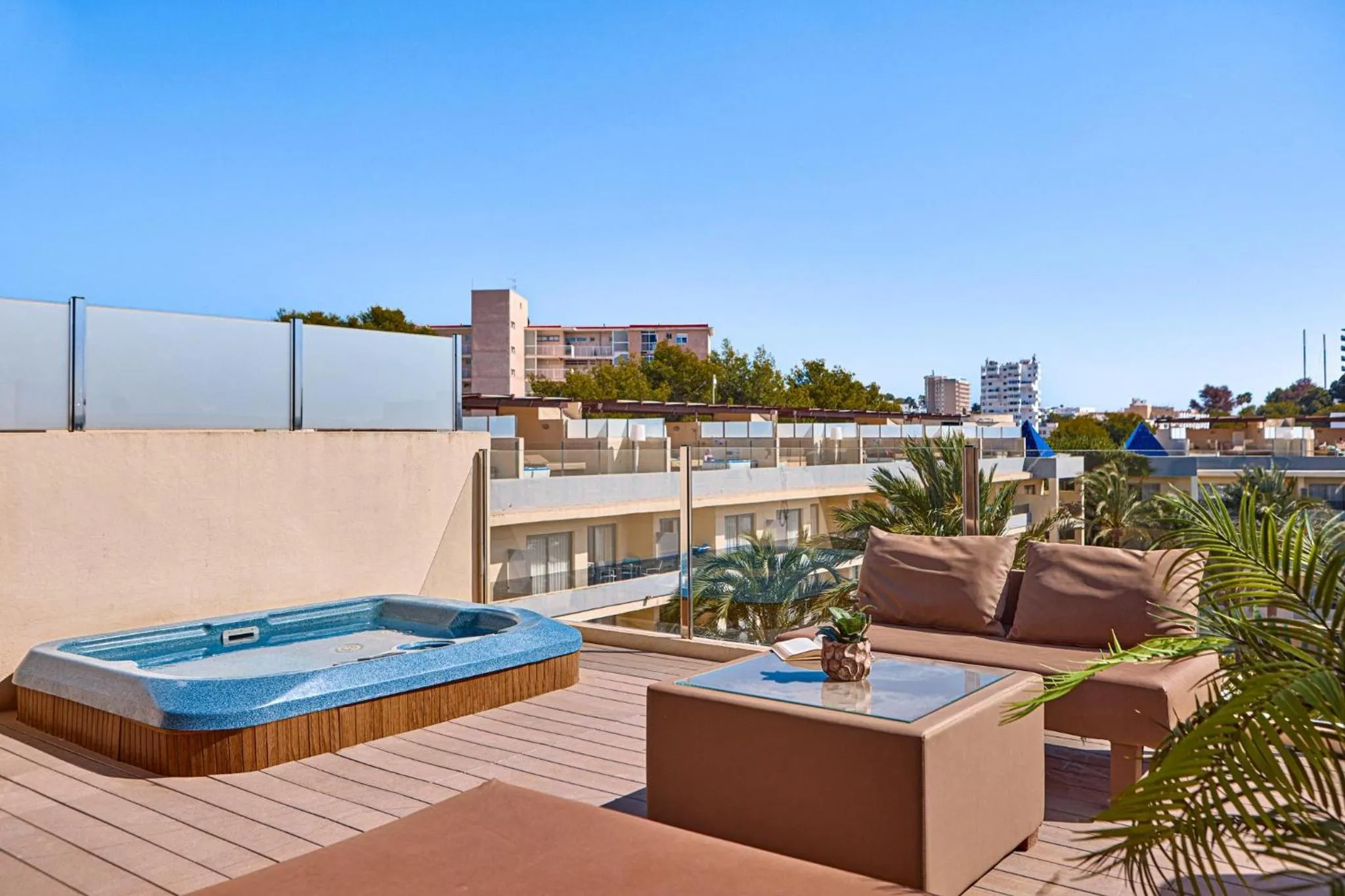 Photo of the whole room in Zafiro Palmanova