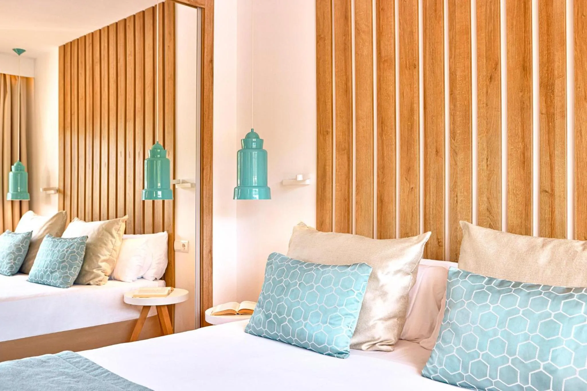 Photo of the whole room, Bed in Zafiro Palmanova