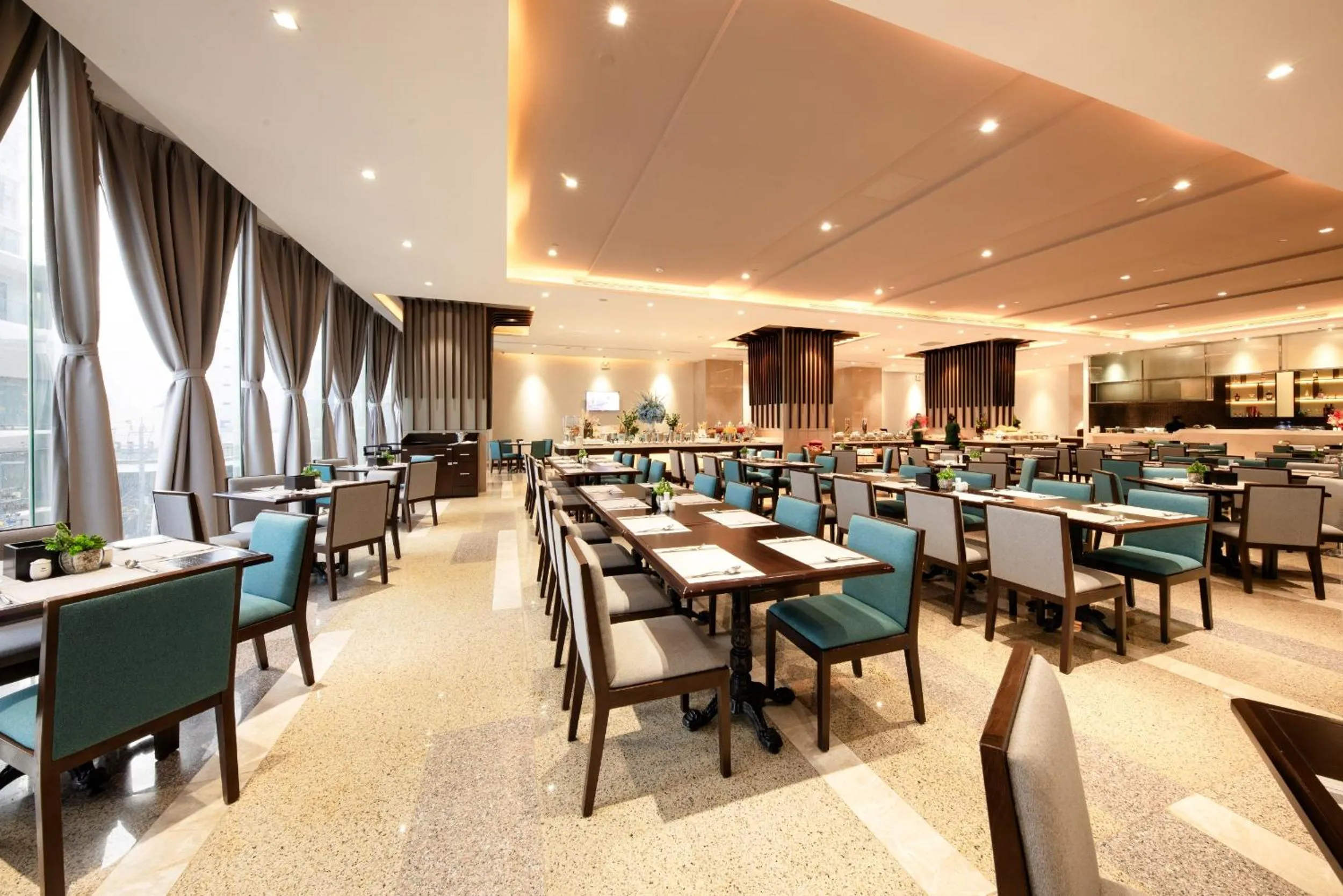 Restaurant/places to eat in Green Beach Hotel Nha Trang