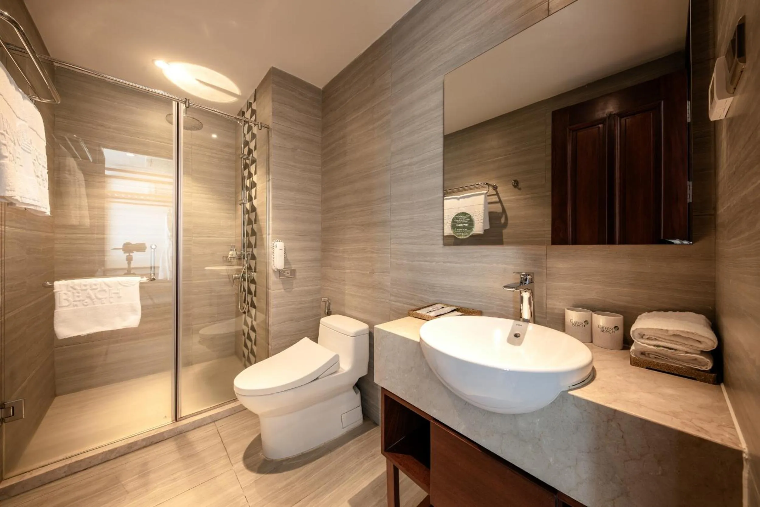 Shower in Green Beach Hotel Nha Trang