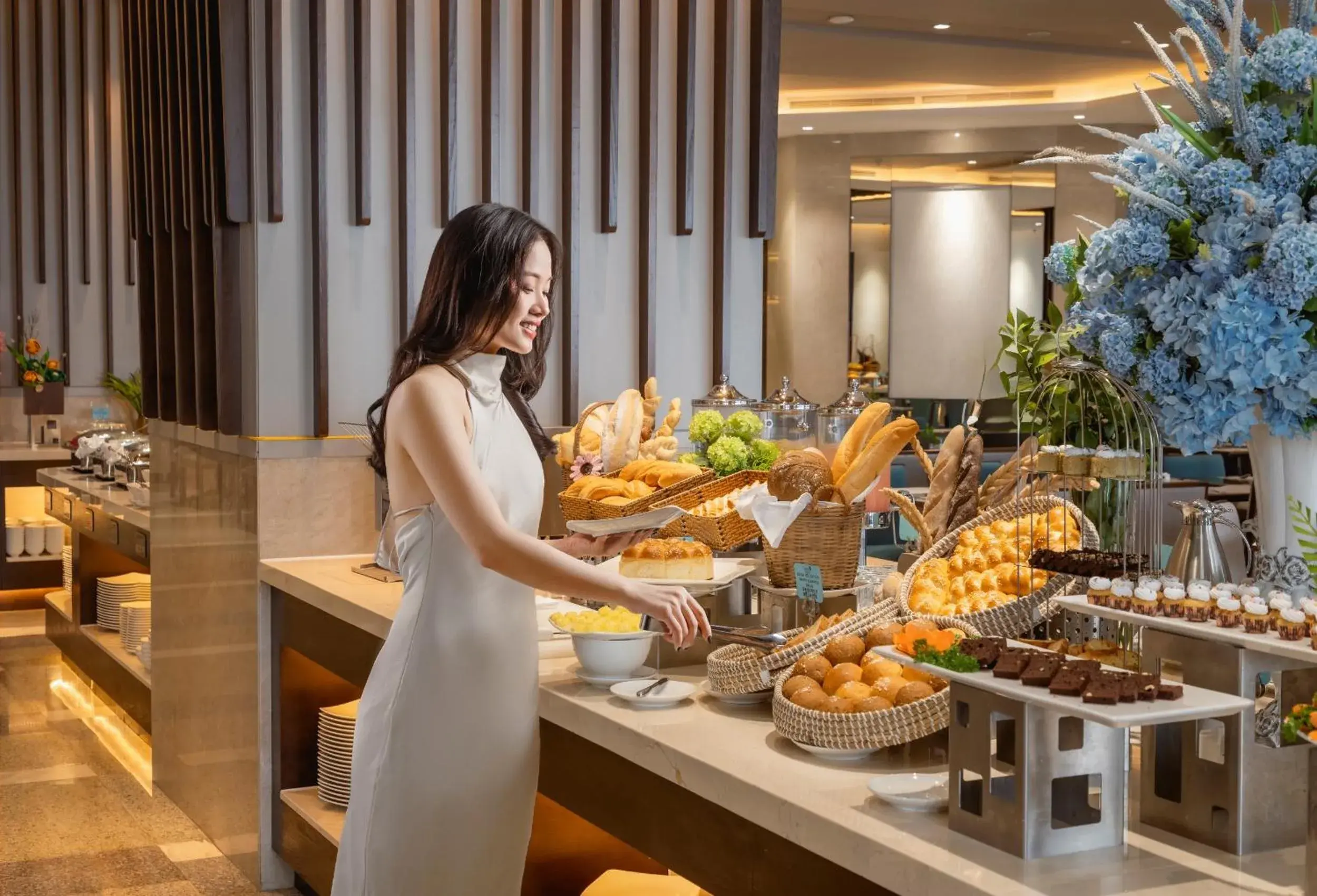 Restaurant/places to eat in Green Beach Hotel Nha Trang Restaurant/places to eat in Green Beach Hotel Nha Trang