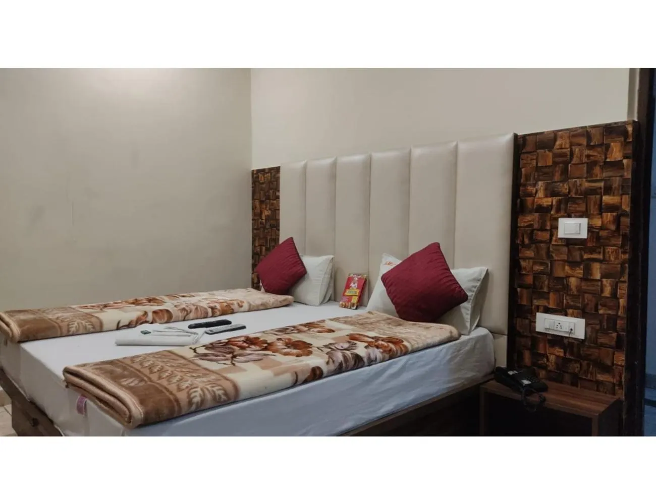 Bed in Hotel Mayur Classic, Ludhiana