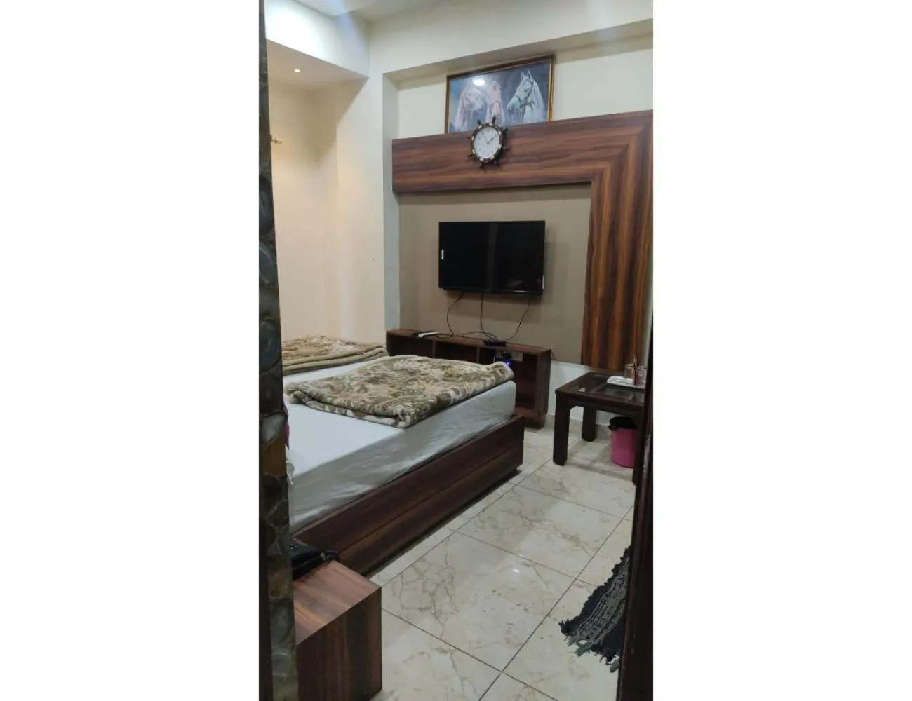 Bed in Hotel Mayur Classic, Ludhiana