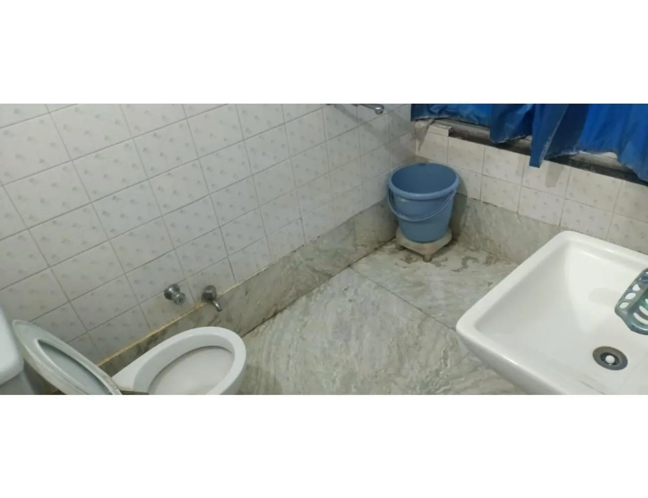 Toilet in Hotel Mayur Classic, Ludhiana